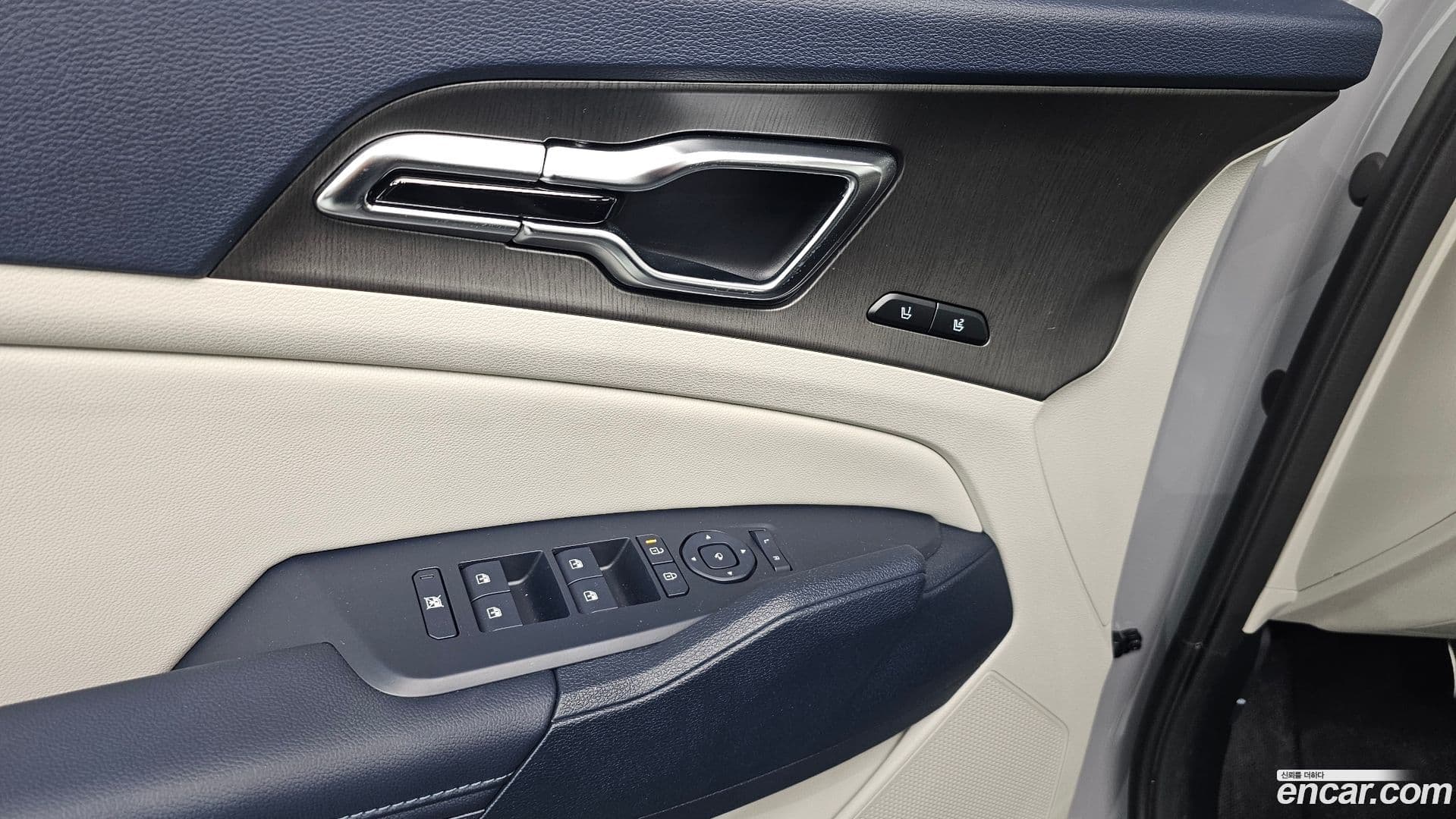 Main__Slider__Photo:Sportage Kia 2025.0-17