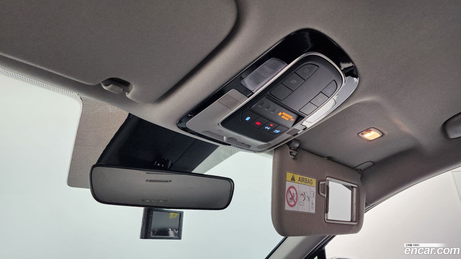 Main__Slider__Photo:Santafe Hyundai 2020.11-16