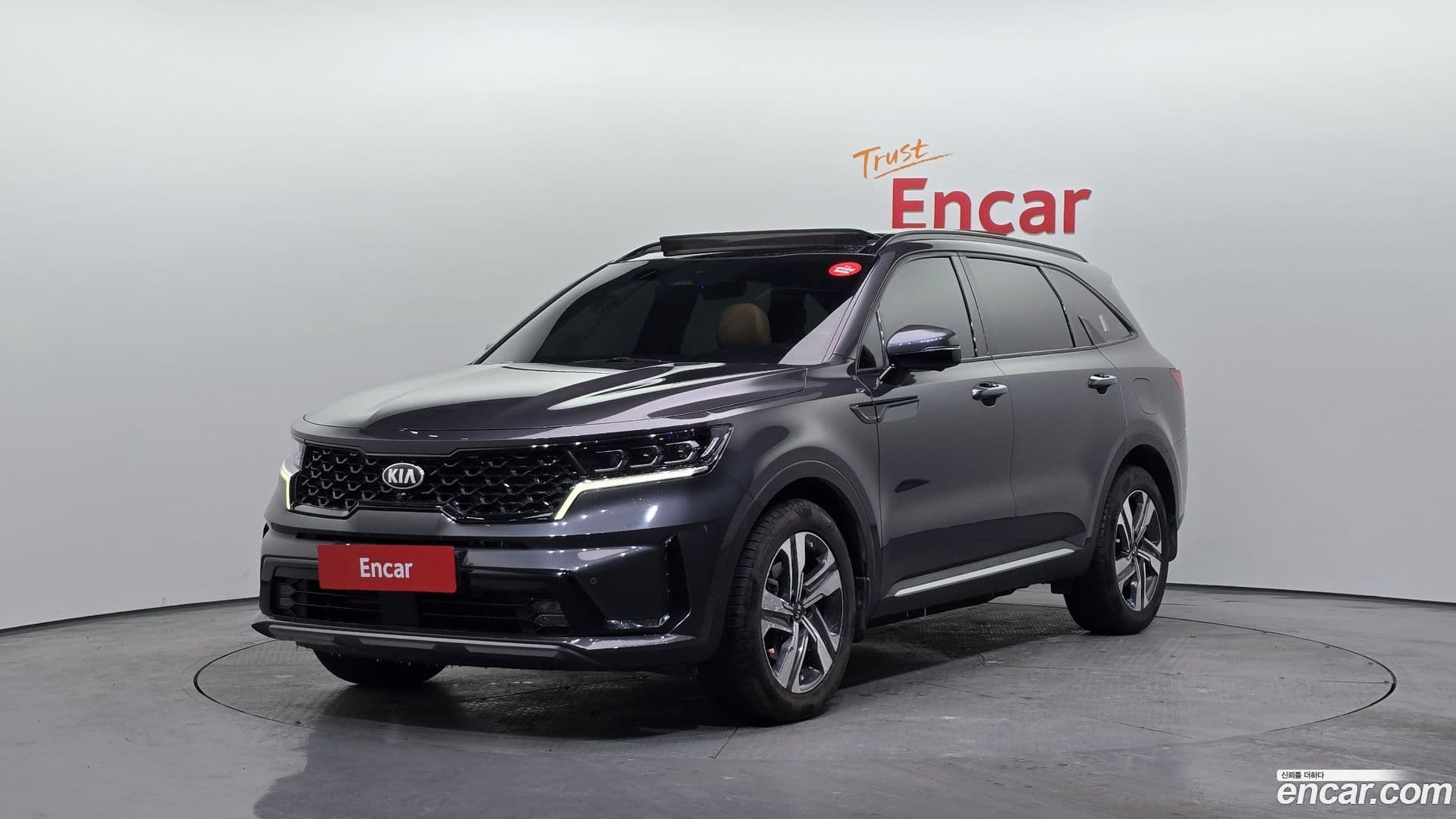 Main__Slider__Photo:Sorento Kia 2021.0-0