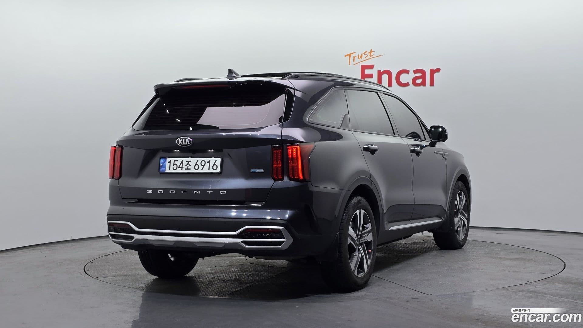 Main__Slider__Photo:Sorento Kia 2021.0-1