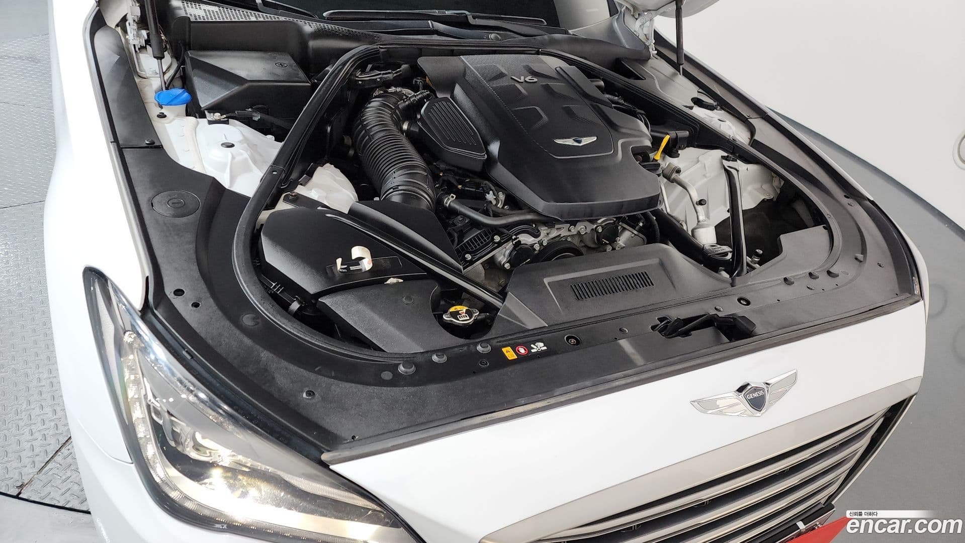 Main__Slider__Photo:G80 Genesis 2018.0-5