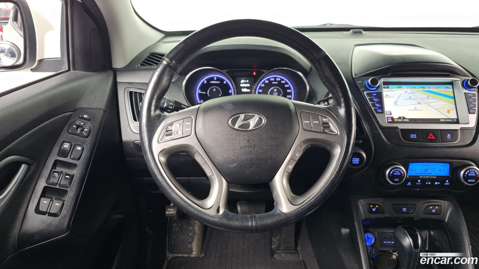 Main__Slider__Photo:Tucson Hyundai 2014.0-12