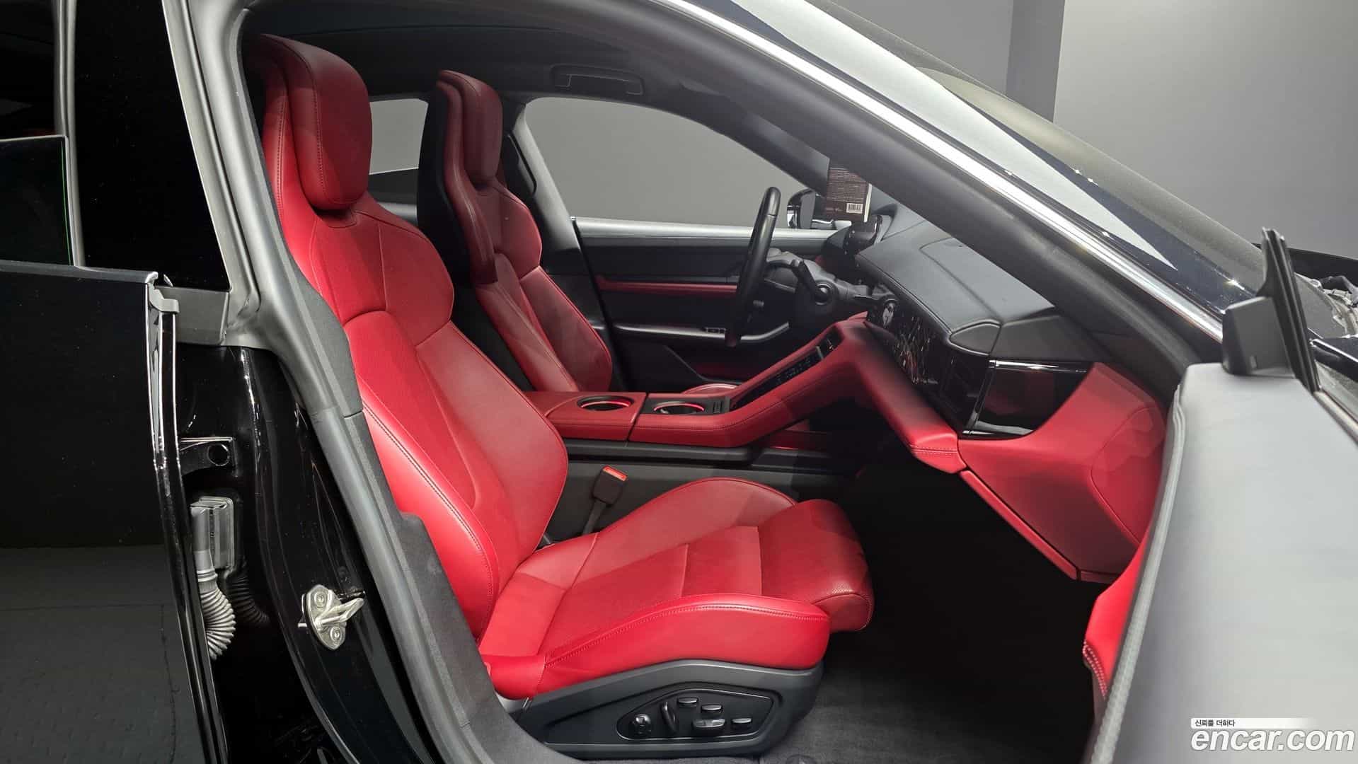 Taycan Porsche 2021.1-OPTION-015