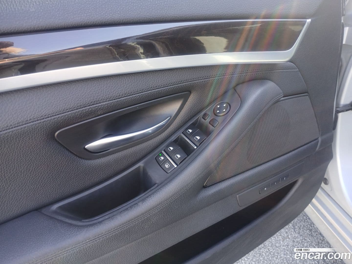 Main__Slider__Photo:5-Series BMW 2014.8-11