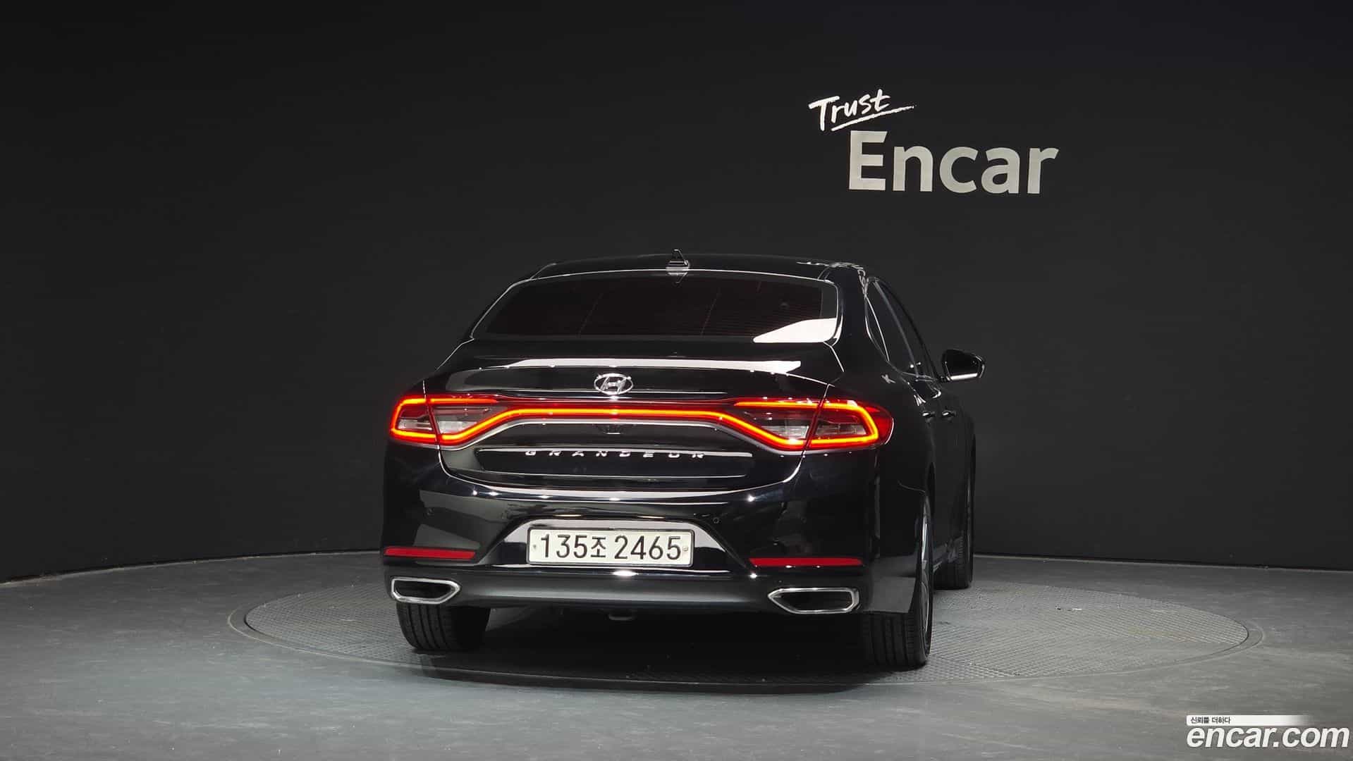 Grandeur Hyundai 2018.11-OUTER-004