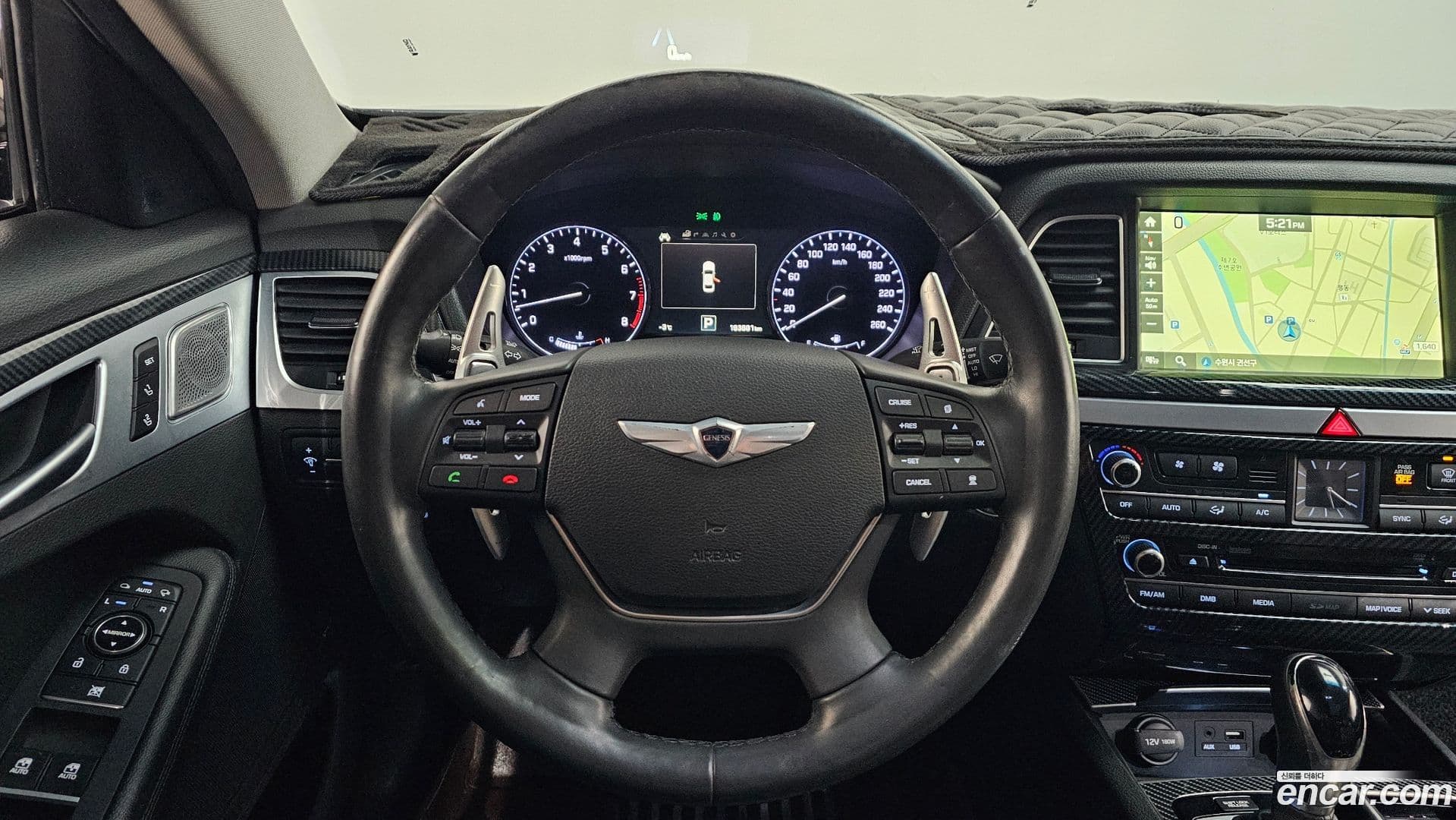 Main__Slider__Photo:Genesis Hyundai 2015.10-12