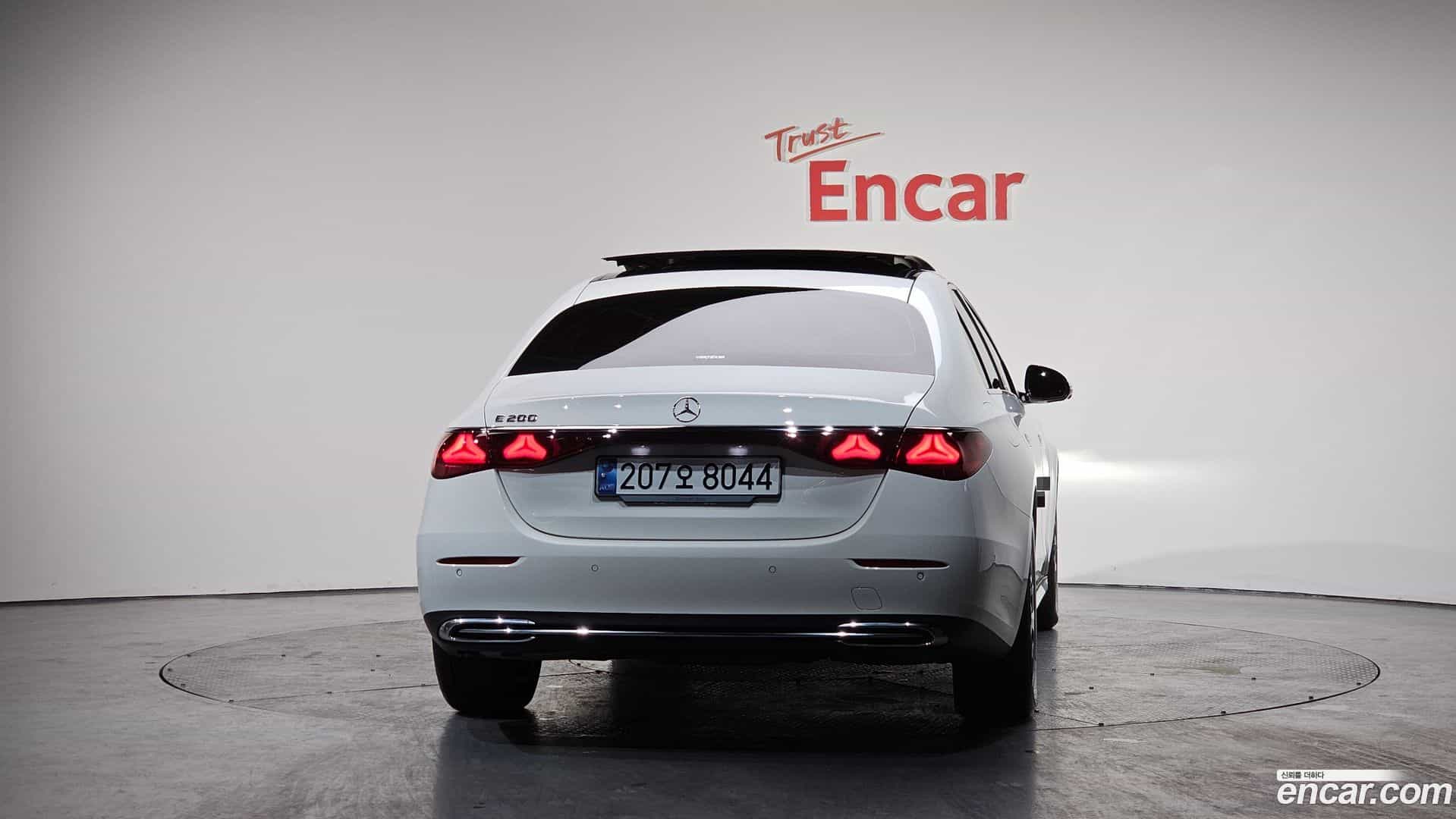 E-Class Mercedes-Benz 2024.11-OUTER-004