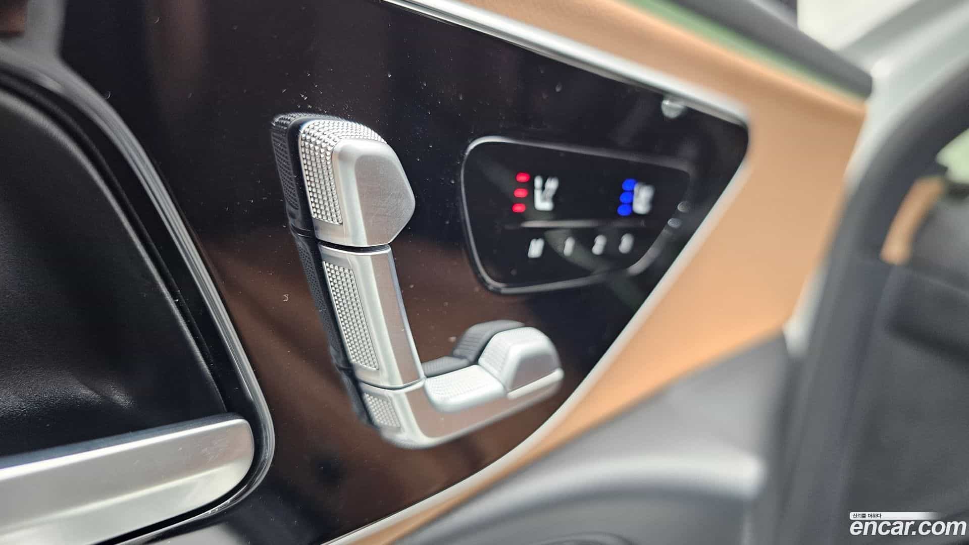 E-Class Mercedes-Benz 2024.11-OPTION-022