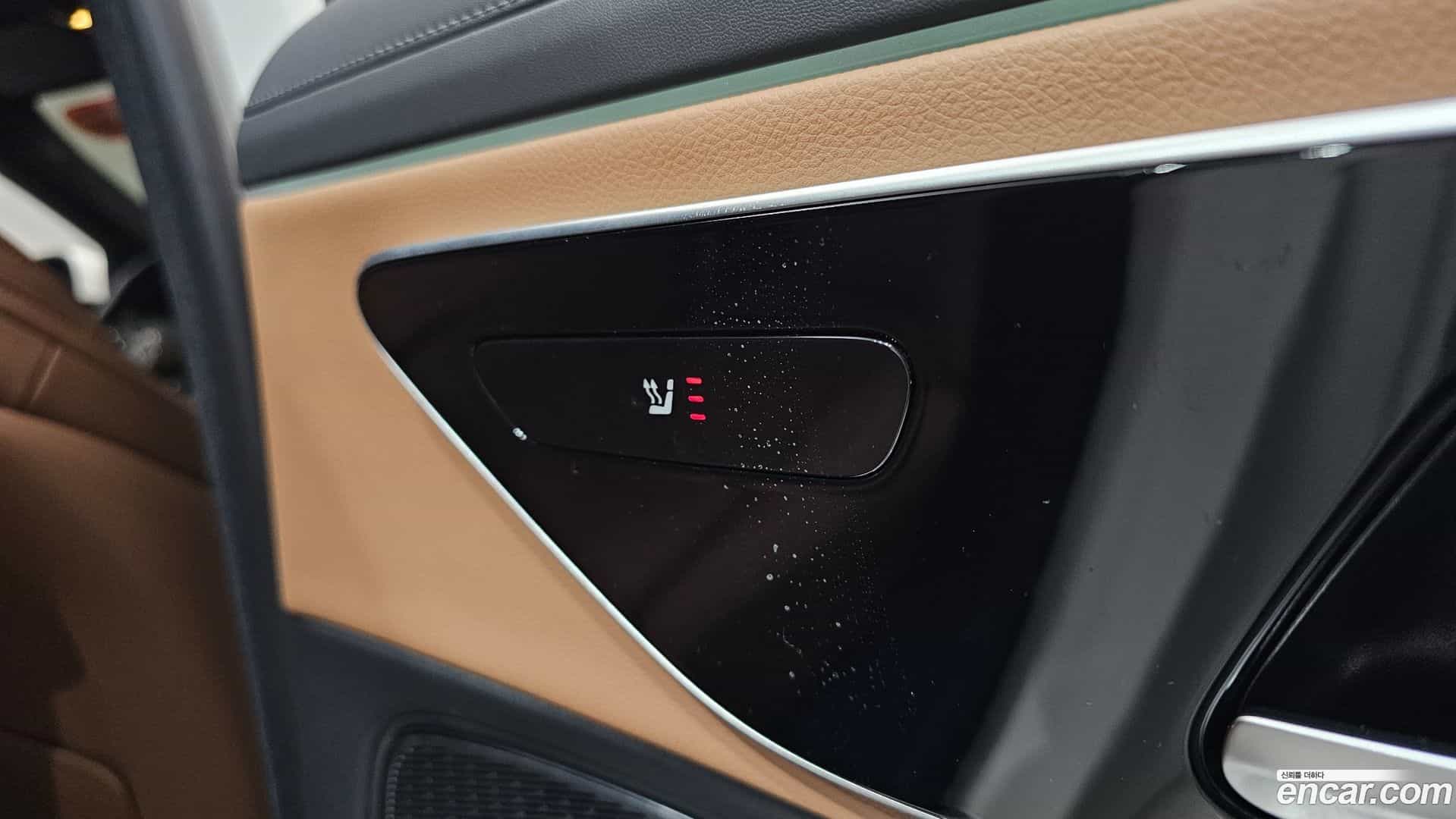 E-Class Mercedes-Benz 2024.11-OPTION-023