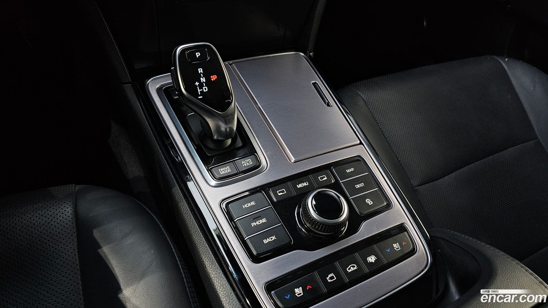 Main__Slider__Photo:Equus Hyundai 2015.2-8