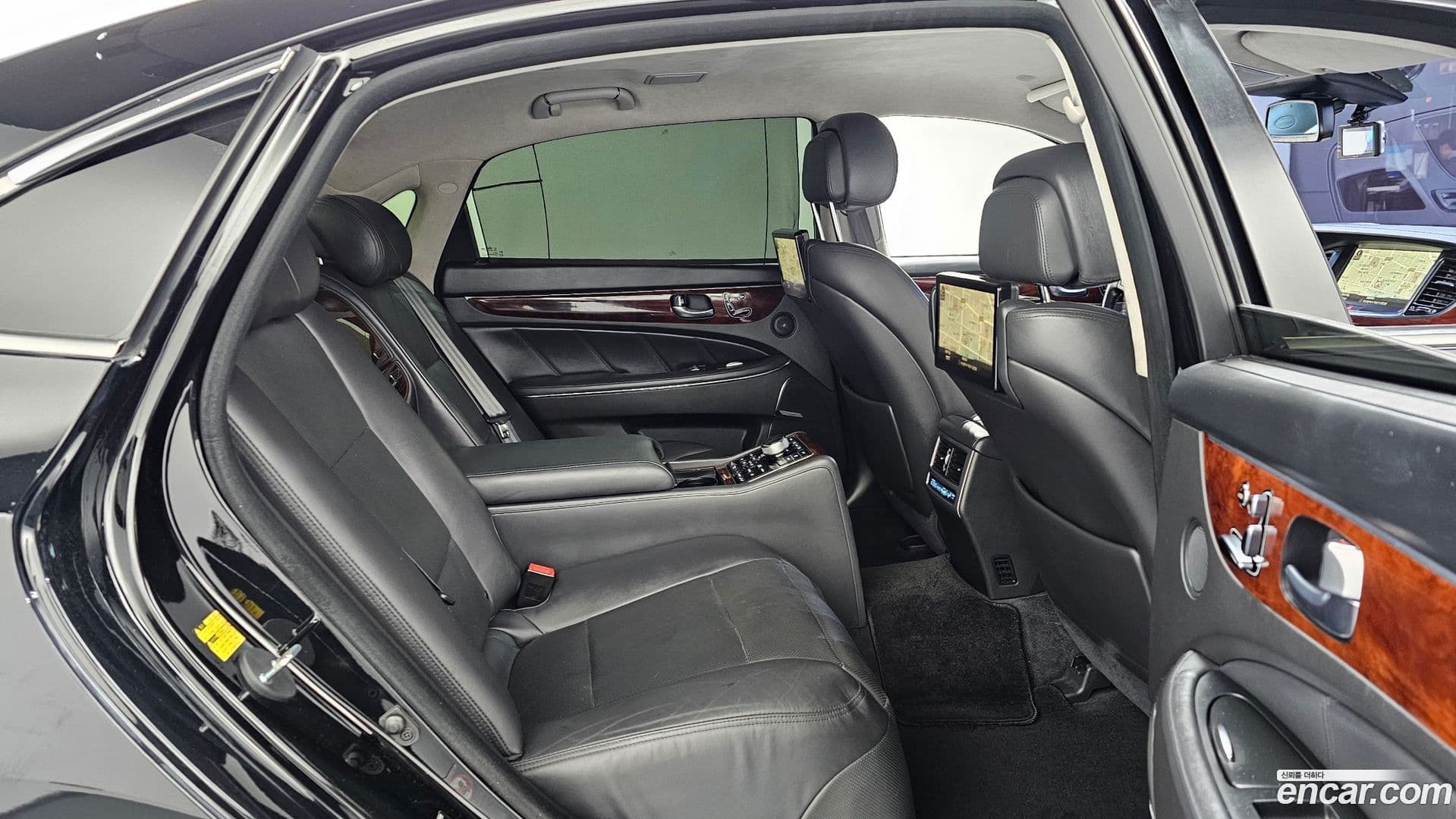 Main__Slider__Photo:Equus Hyundai 2015.2-11