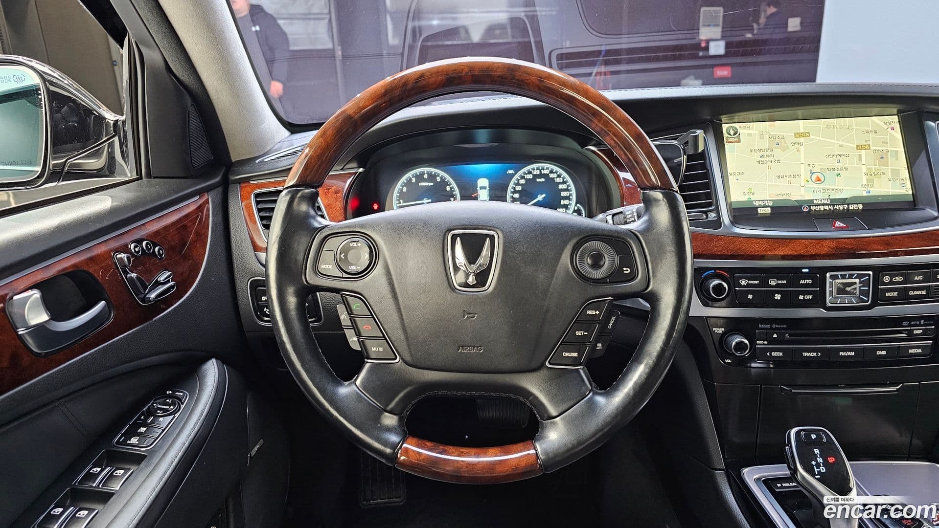 Main__Slider__Photo:Equus Hyundai 2015.2-13