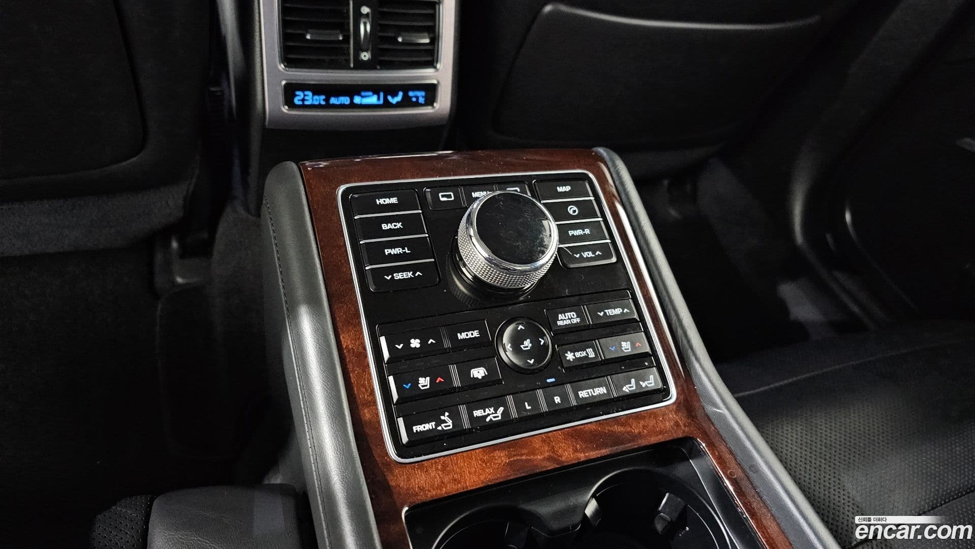 Main__Slider__Photo:Equus Hyundai 2015.2-17