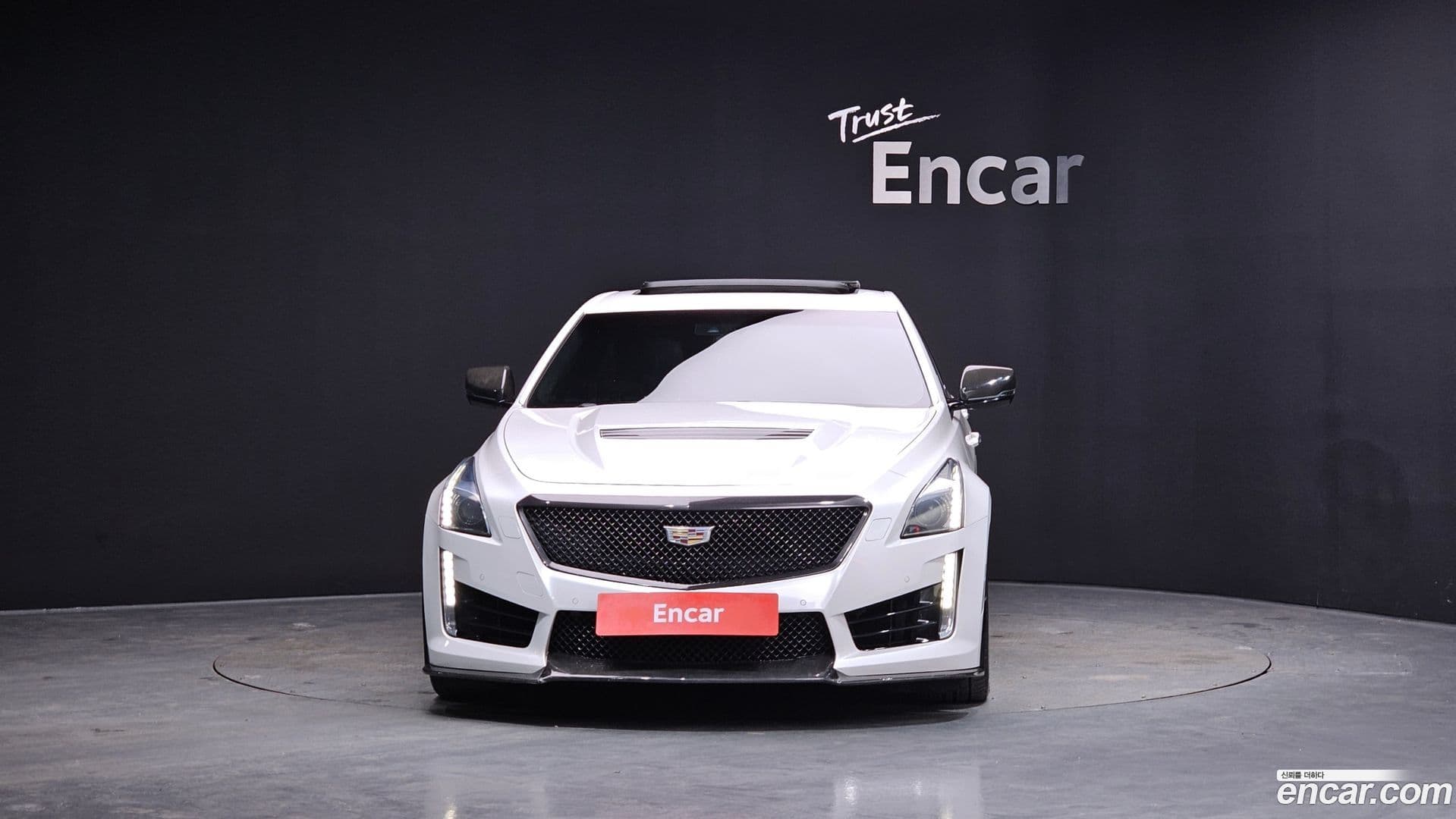Main__Slider__Photo:CTS-V Cadillac 2016.8-2