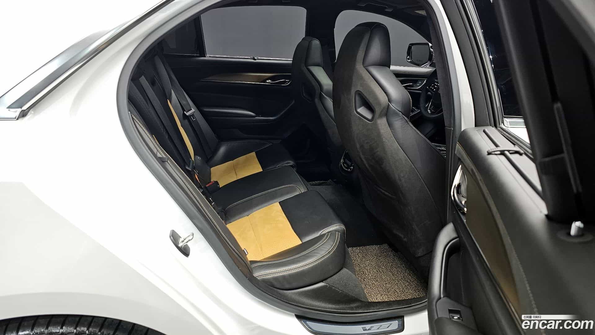 CTS-V Cadillac 2016.8-OPTION-016