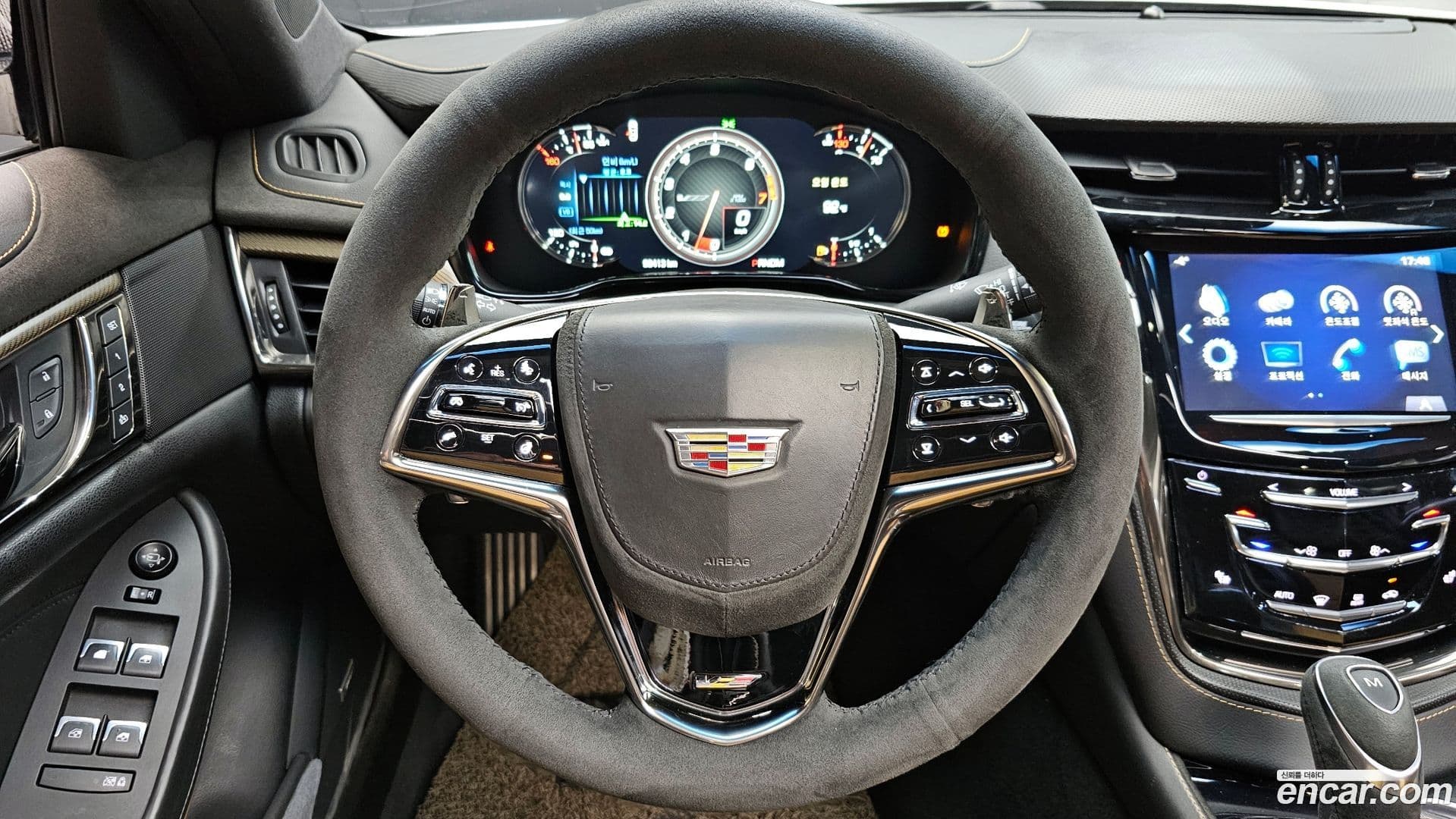 Main__Slider__Photo:CTS-V Cadillac 2016.8-12