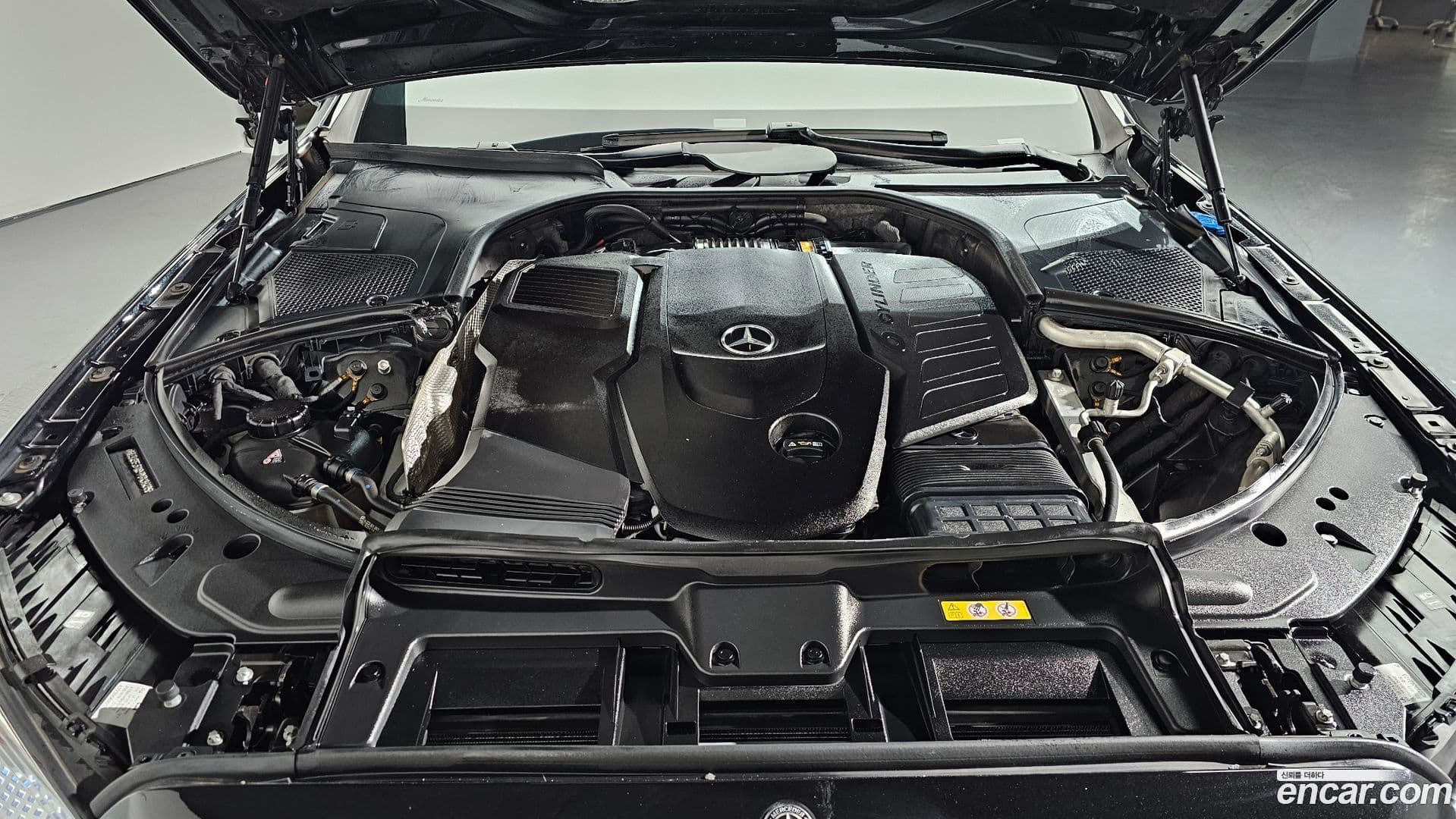 Main__Slider__Photo:S-Class Mercedes-Benz 2020.11-5