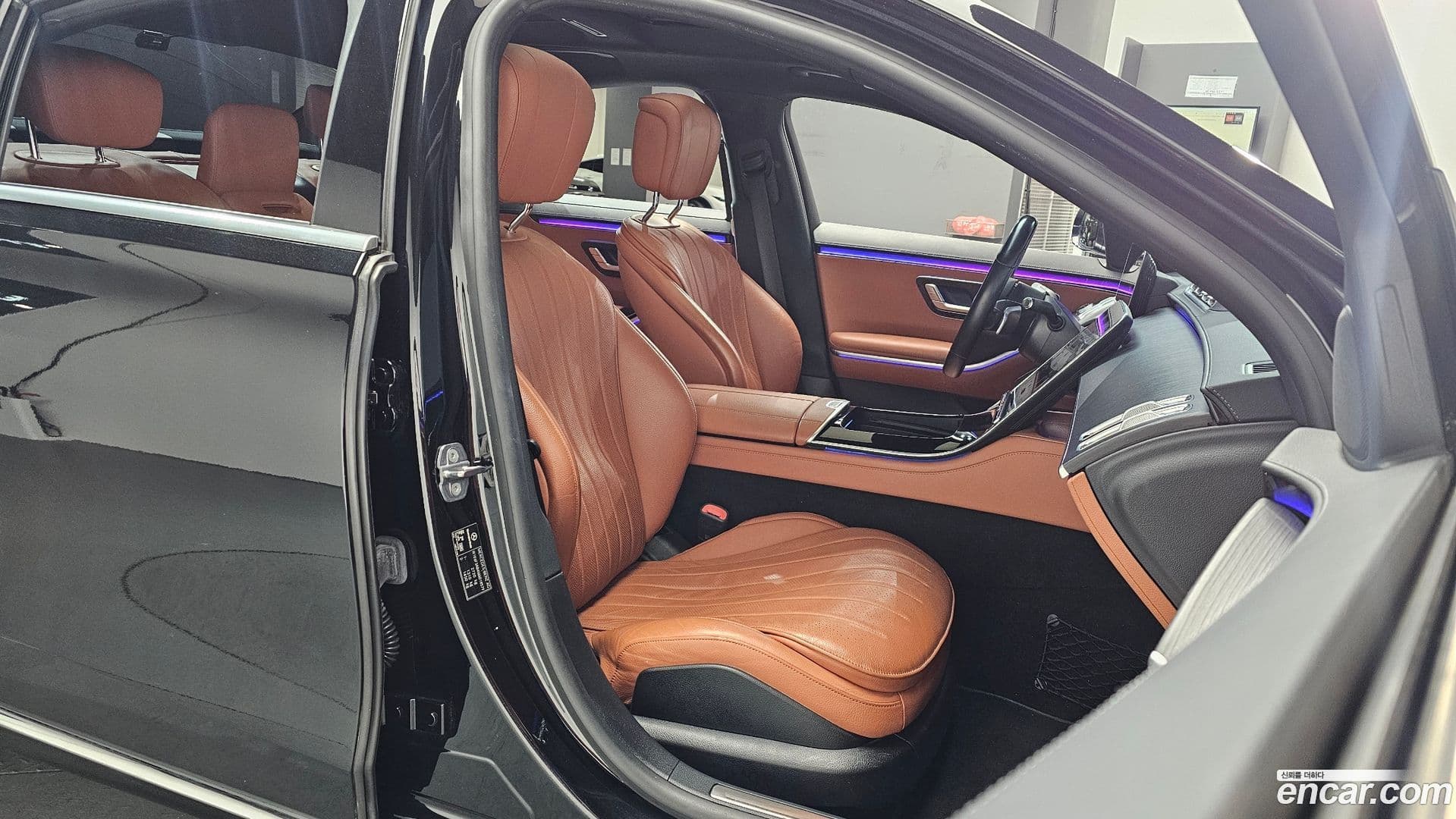 Main__Slider__Photo:S-Class Mercedes-Benz 2020.11-9