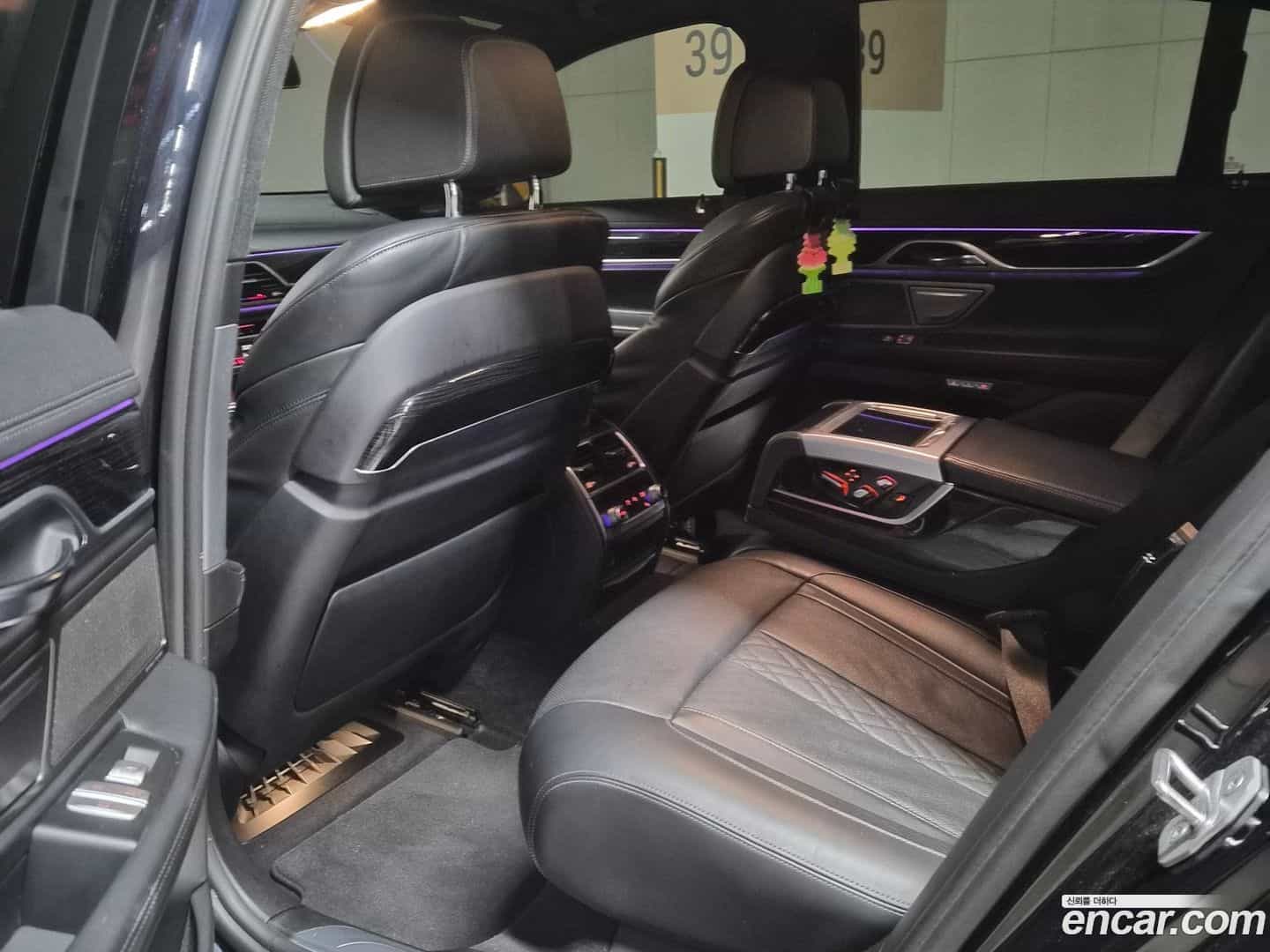 7-Series BMW 2016.10-INNER-007