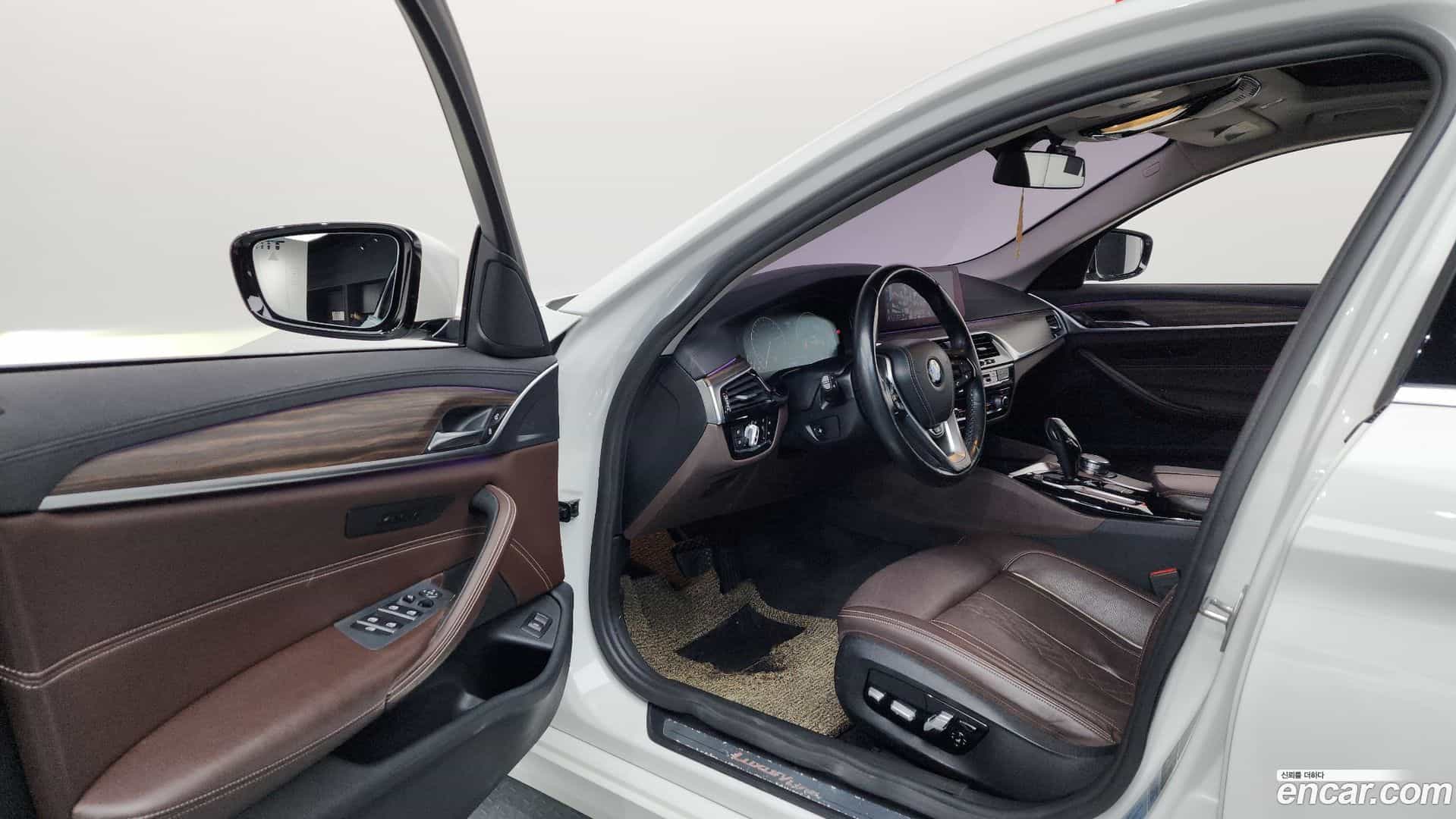 5-Series BMW 2019.3-INNER-010