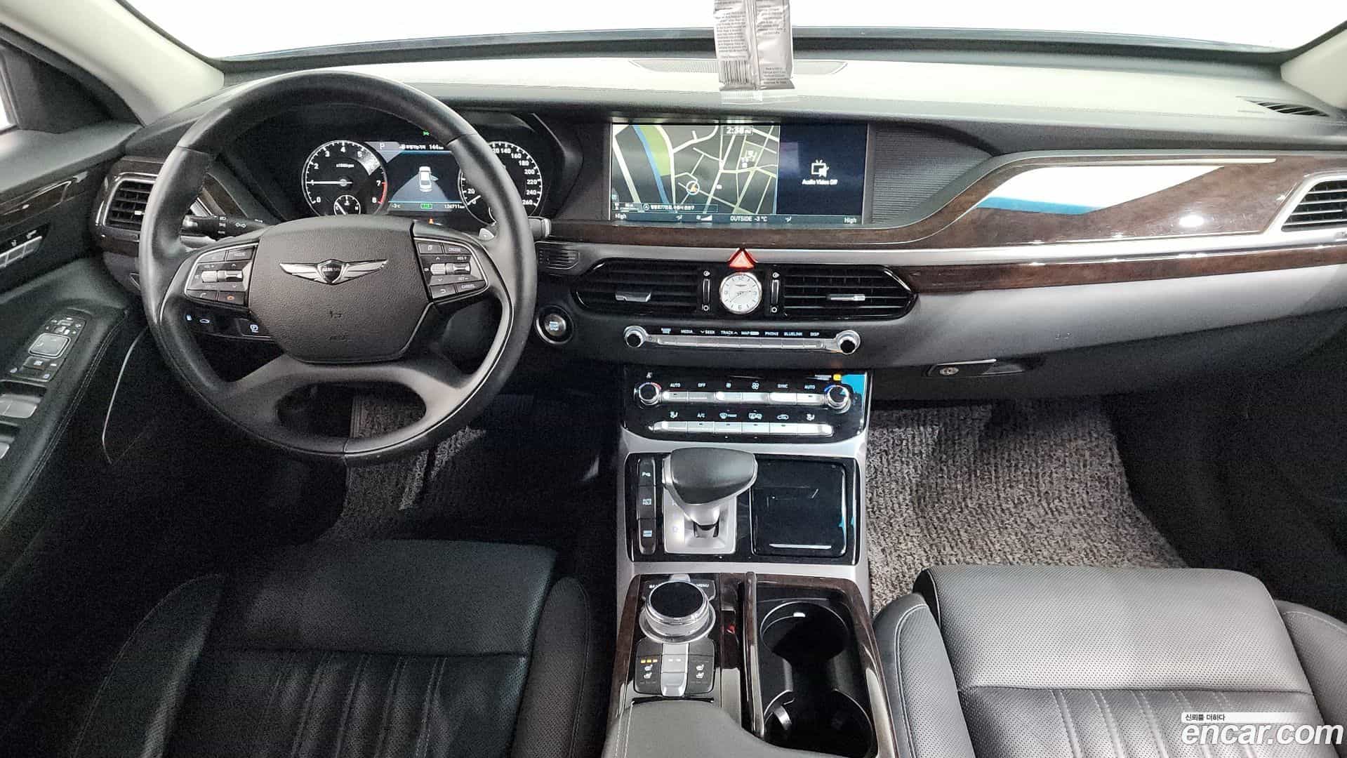 EQ900 Genesis 2018.7-INNER-007