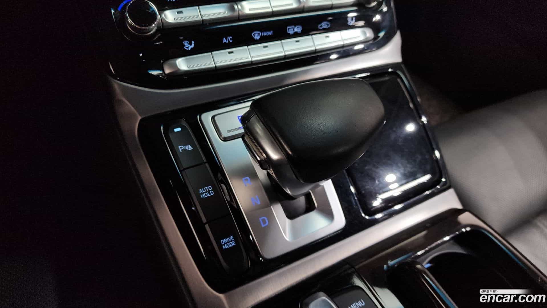 EQ900 Genesis 2018.7-INNER-009