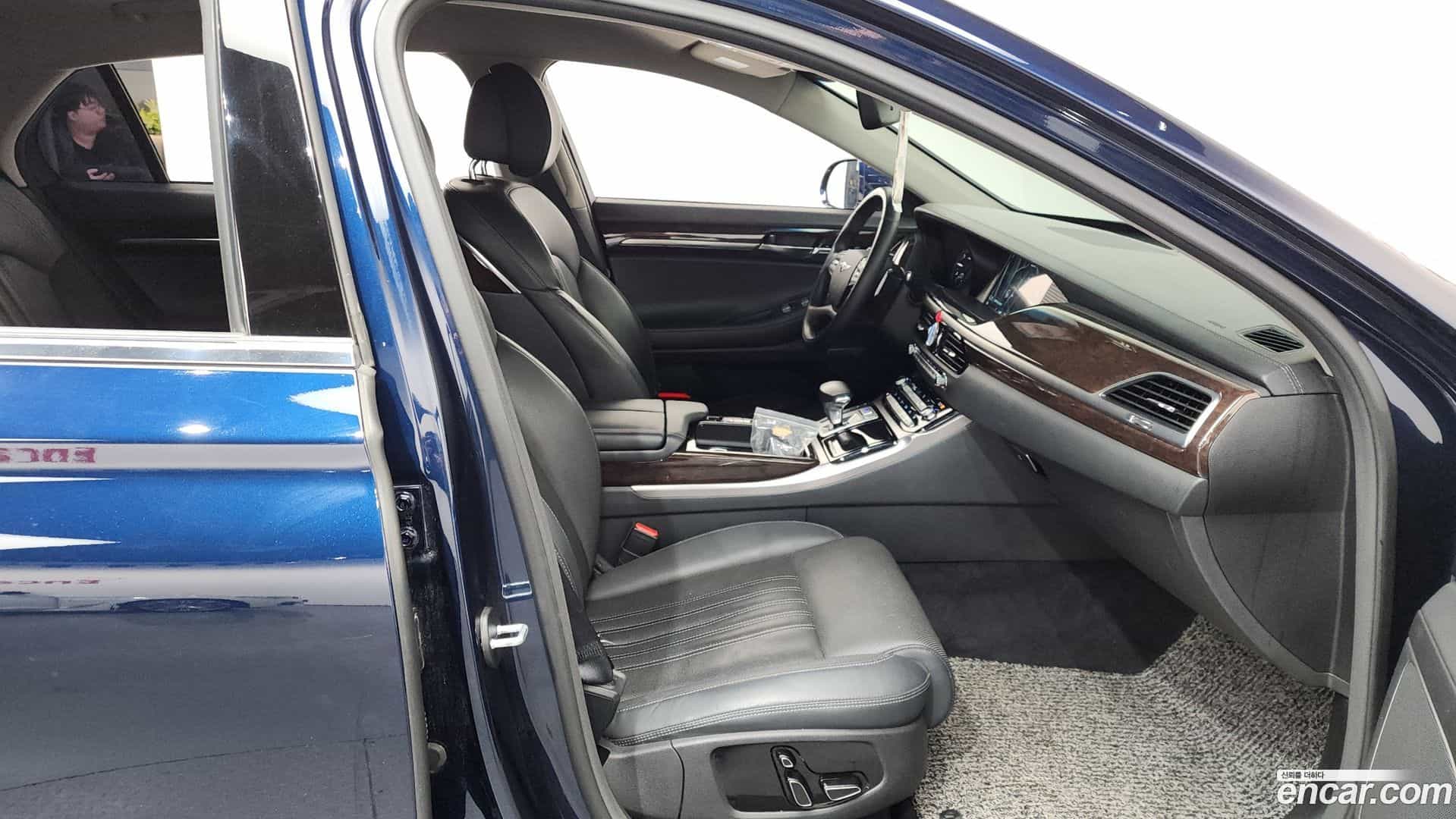 EQ900 Genesis 2018.7-OPTION-015