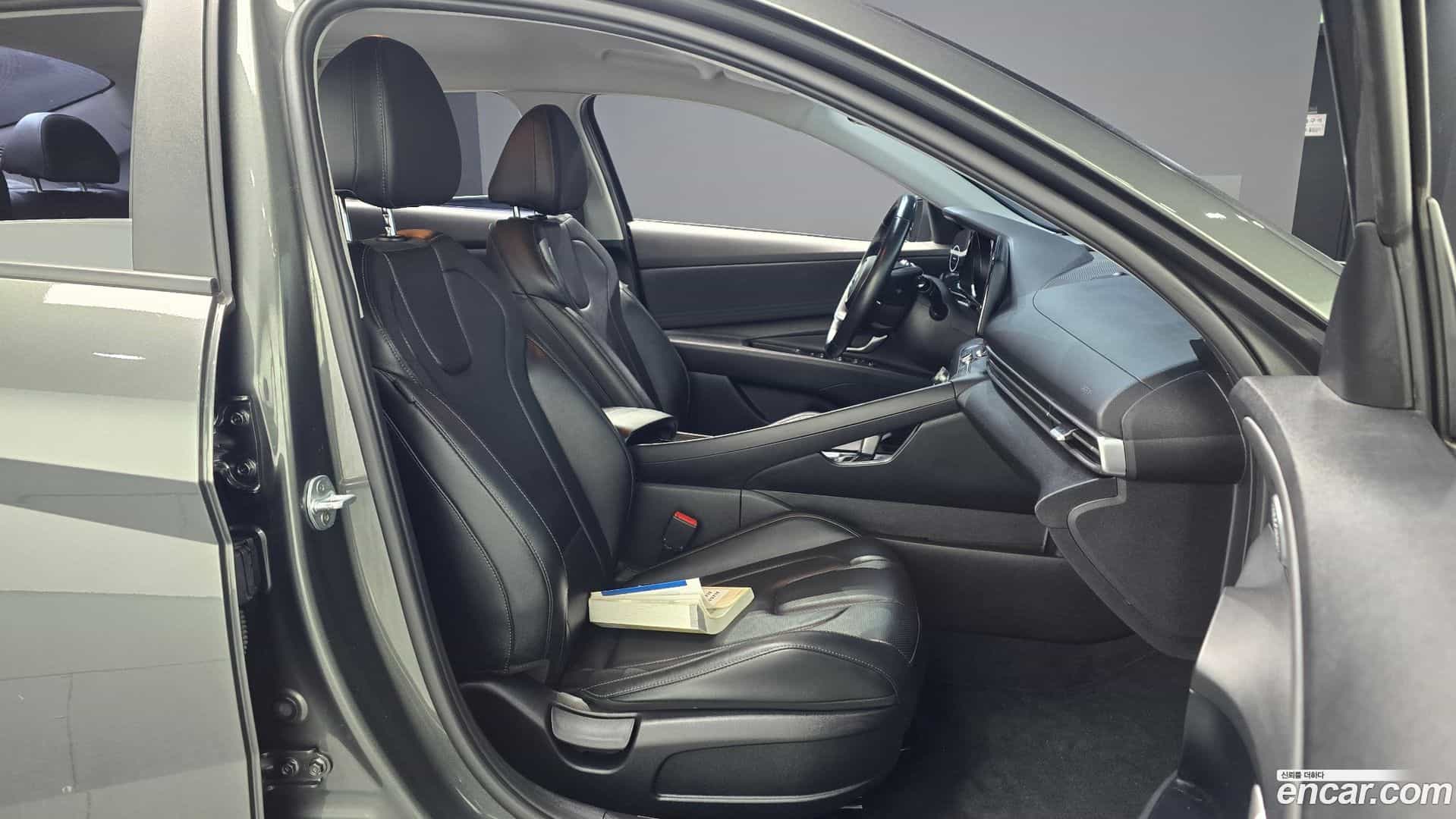 AVANTE Hyundai 2021.4-INNER-010