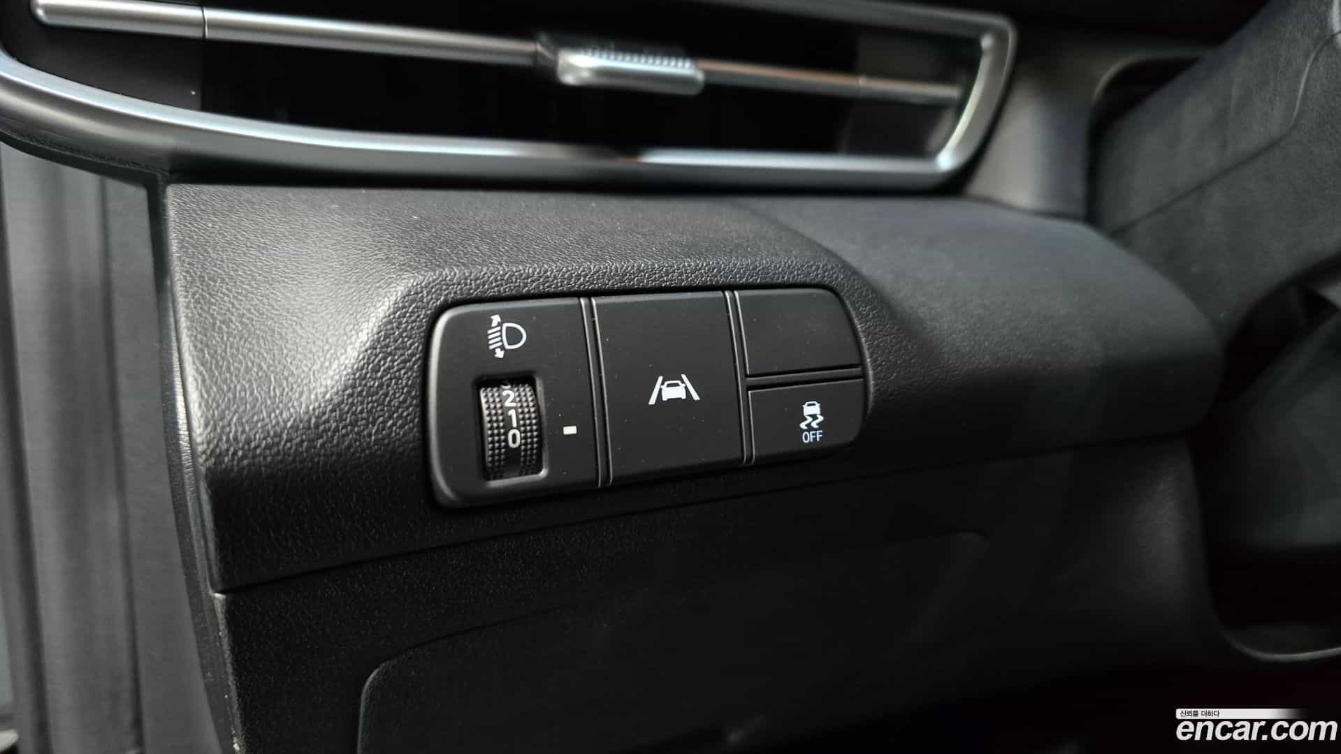 AVANTE Hyundai 2021.4-OPTION-018