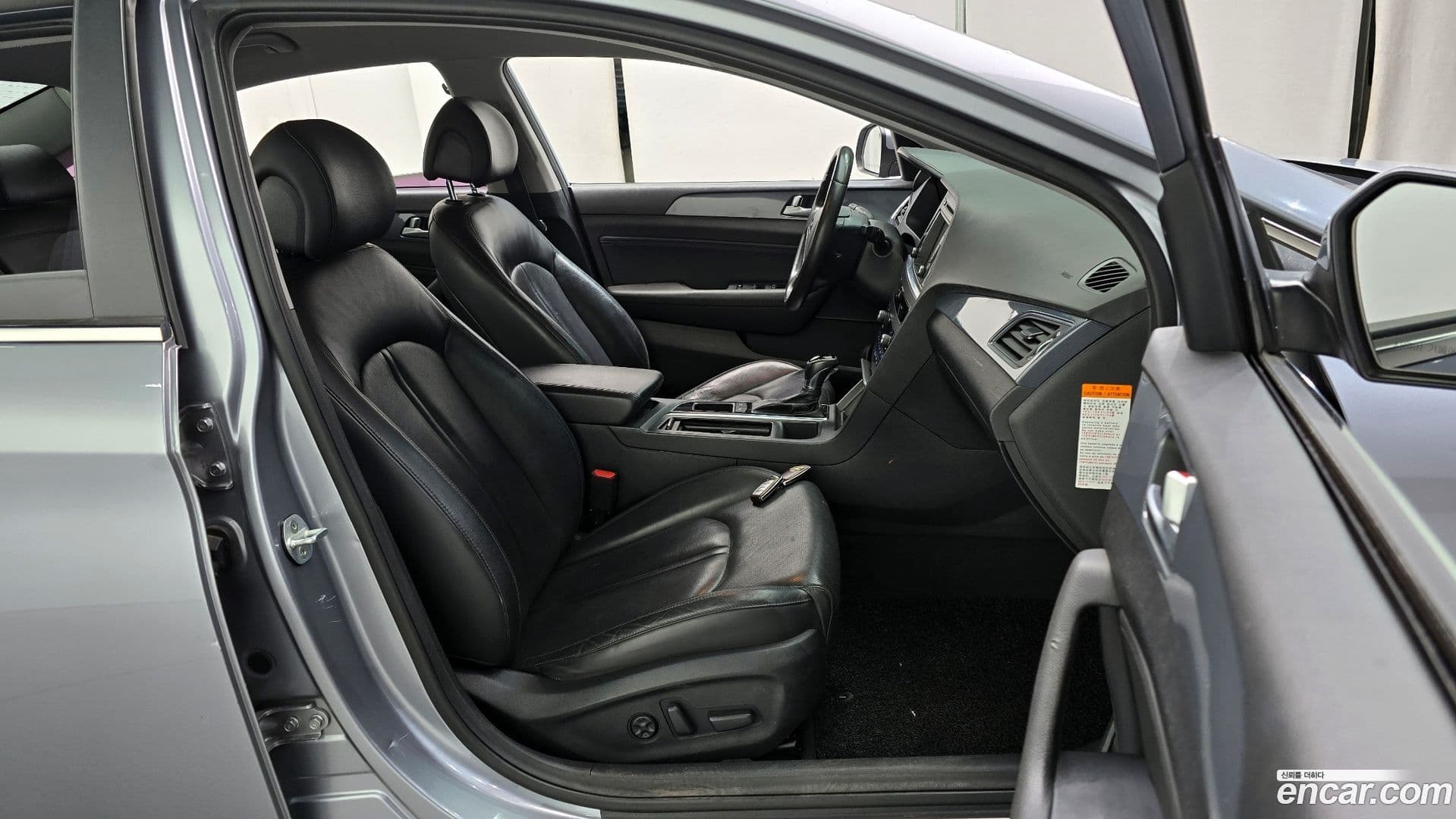 Main__Slider__Photo:Sonata Hyundai 2015.6-9