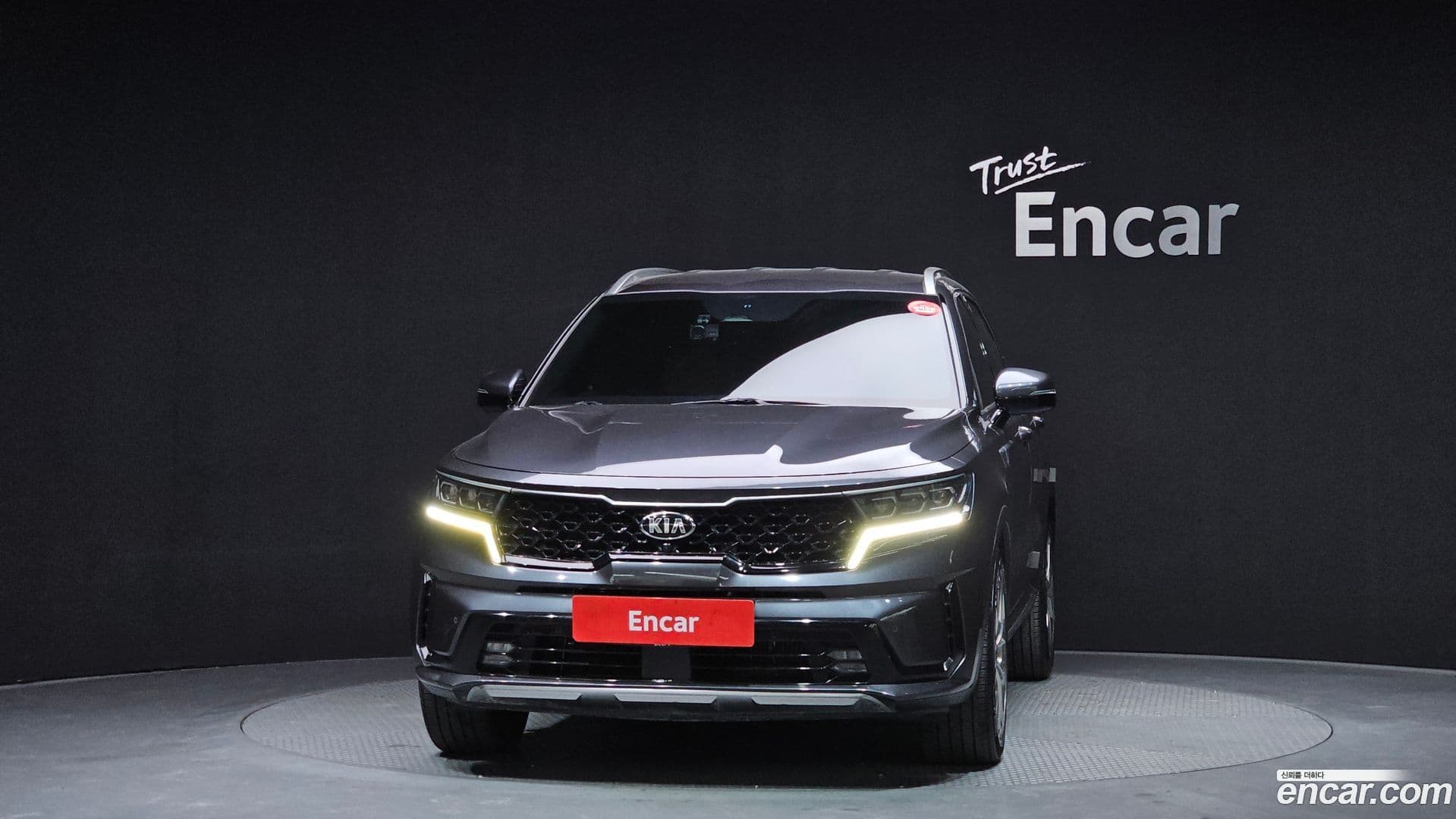 Main__Slider__Photo:Sorento Kia 2020.6-2