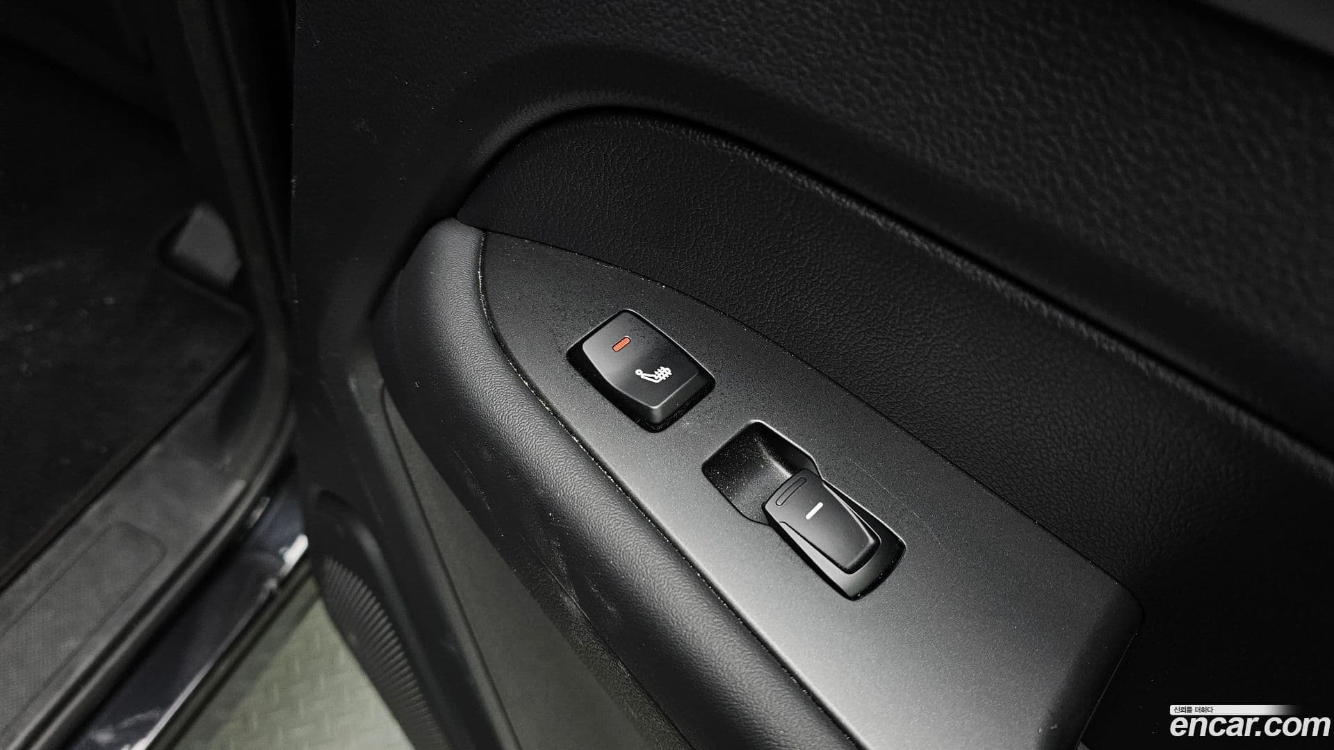 Main__Slider__Photo:Rexton KG_Mobility_Ssangyong 2024.2-18