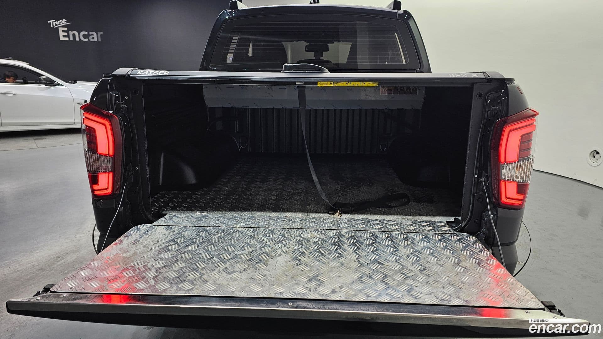 Main__Slider__Photo:Rexton KG_Mobility_Ssangyong 2024.2-19