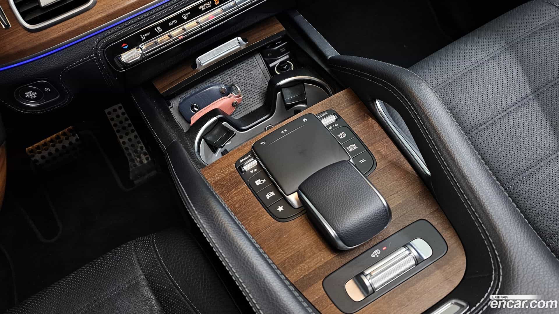 GLS-Class Mercedes-Benz 2021.6-INNER-009