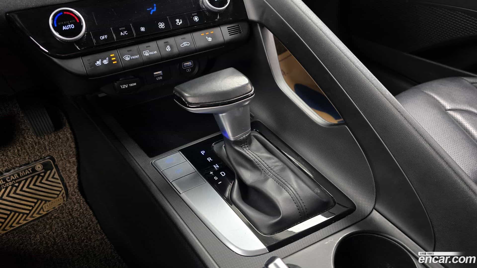 AVANTE Hyundai 2020.11-INNER-009