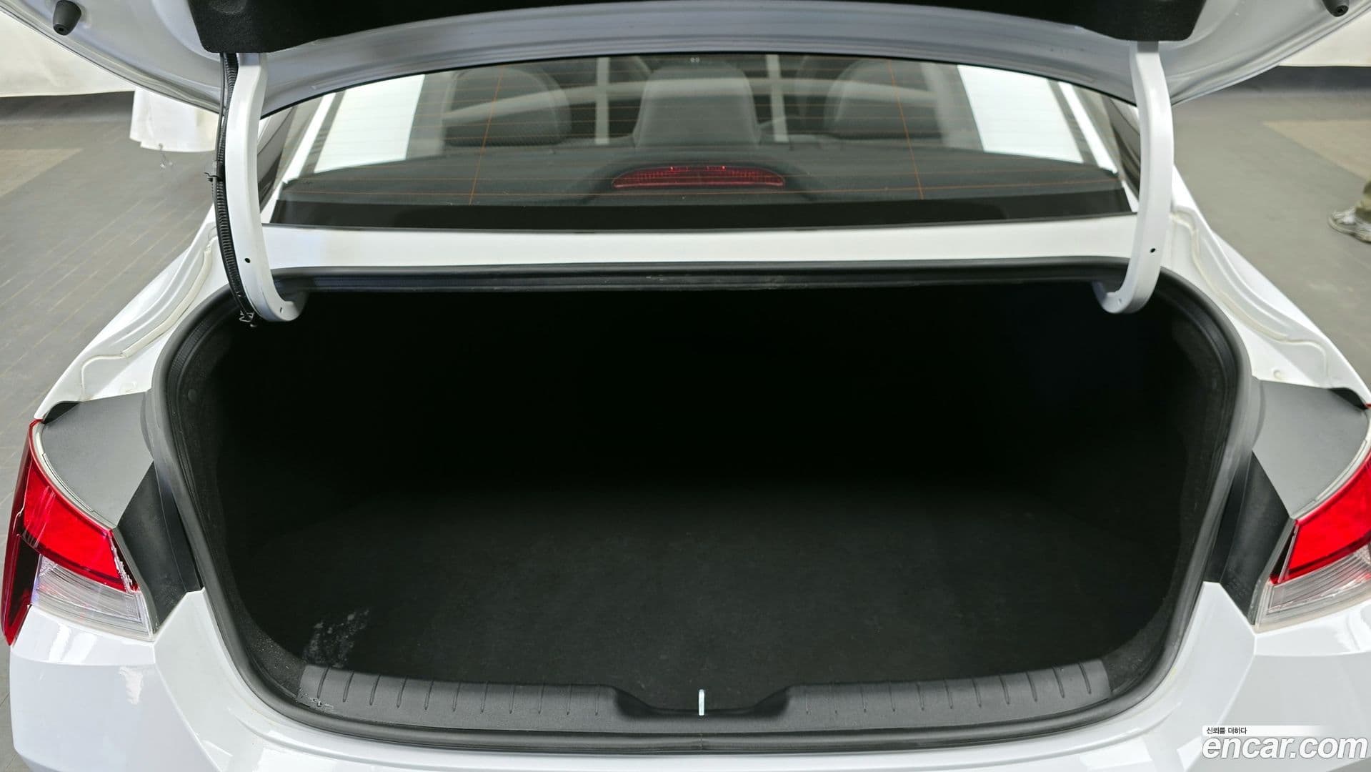 Main__Slider__Photo:AVANTE Hyundai 2020.11-19