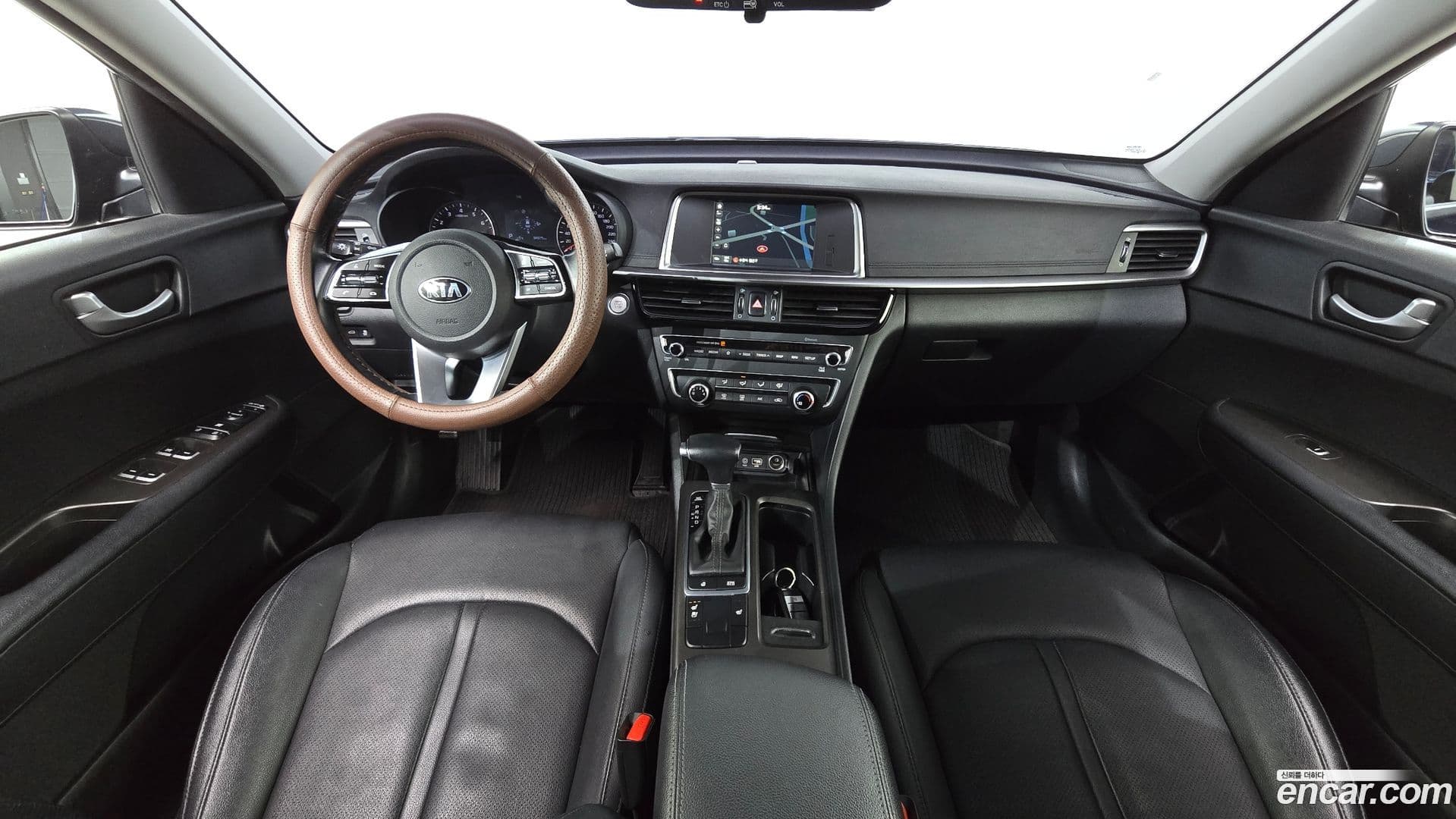 Main__Slider__Photo:K5 Kia 2018.3-6