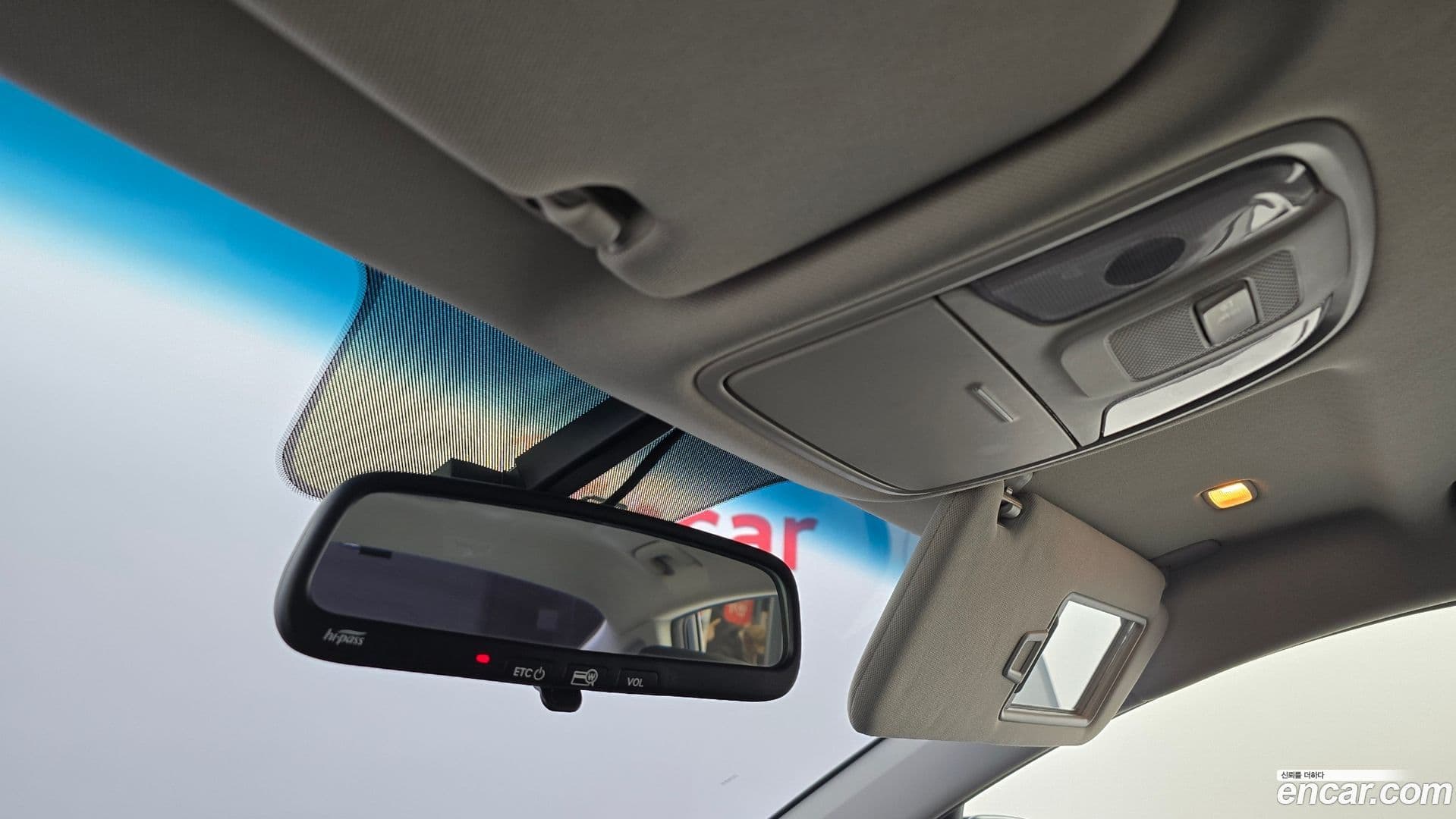 Main__Slider__Photo:K5 Kia 2018.3-17