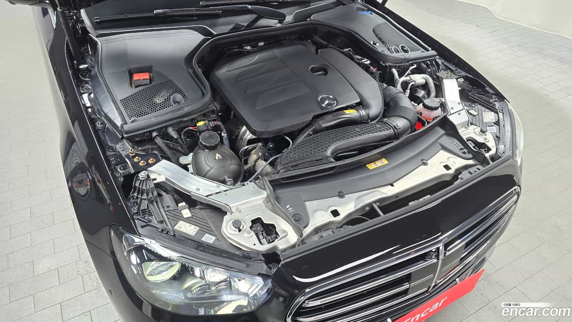 E-Class Mercedes-Benz 2023.4-INNER-006