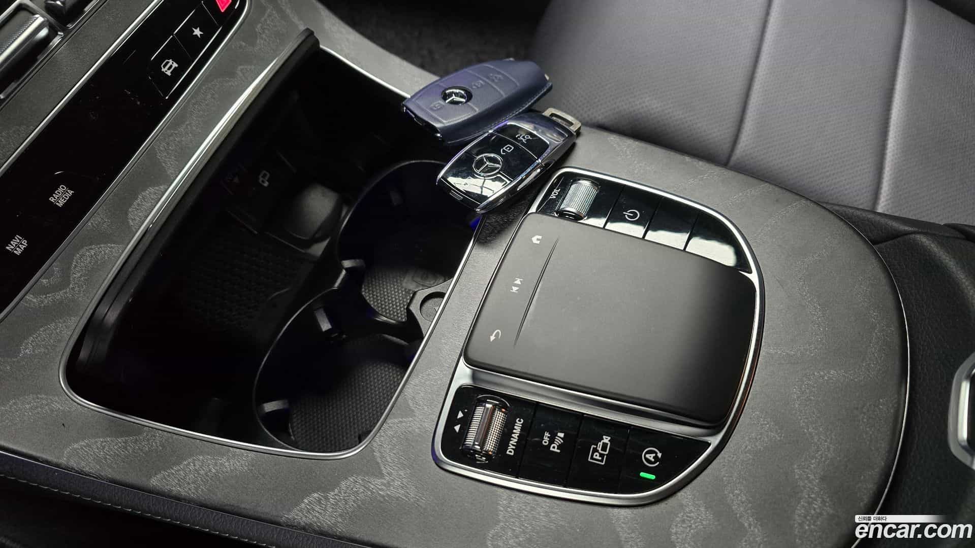 E-Class Mercedes-Benz 2023.4-OPTION-021