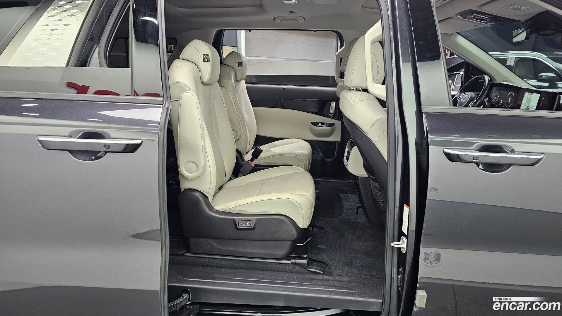 Main__Slider__Photo:Canival Kia 2021.11-11