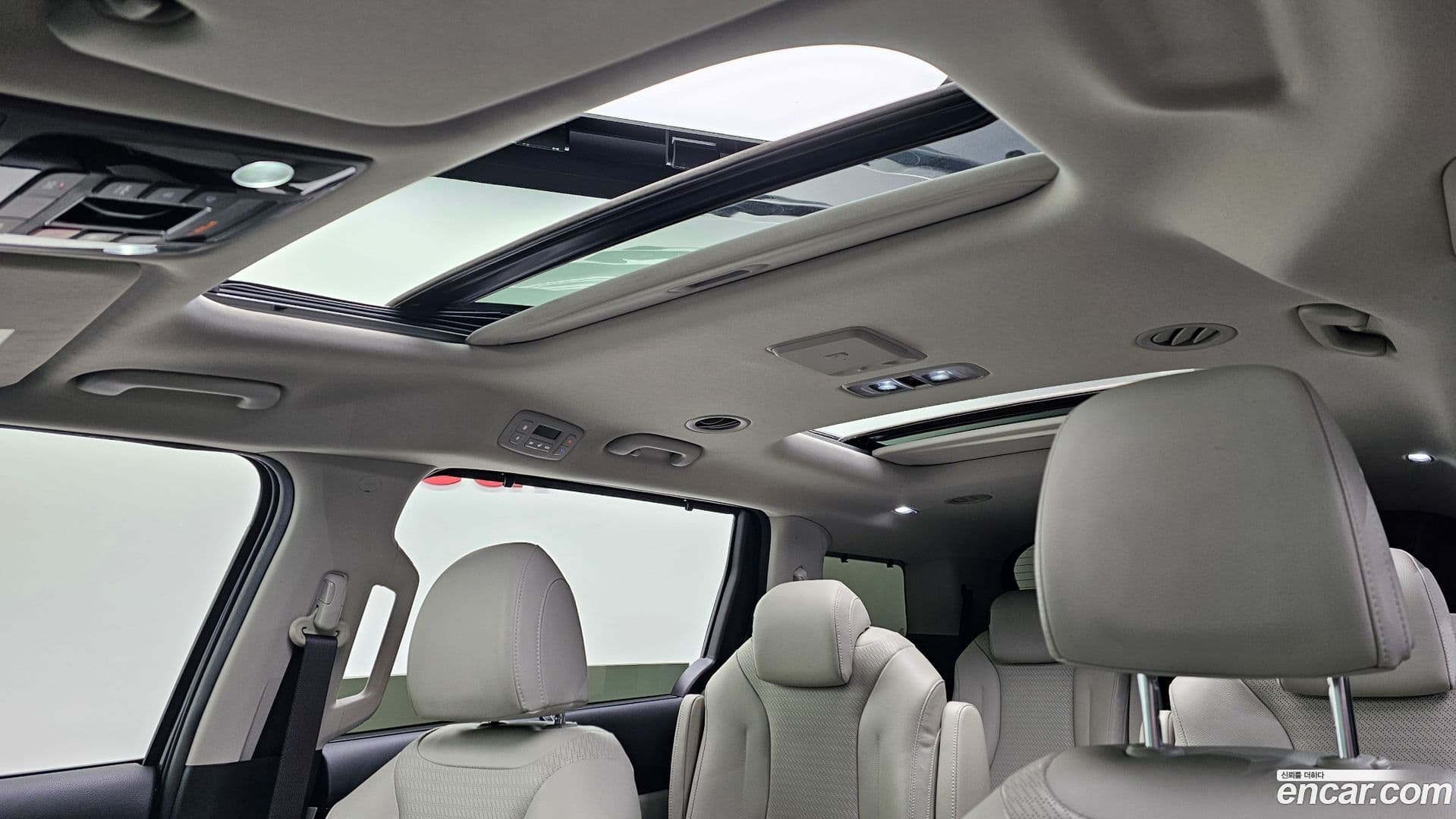 Main__Slider__Photo:Canival Kia 2021.11-18