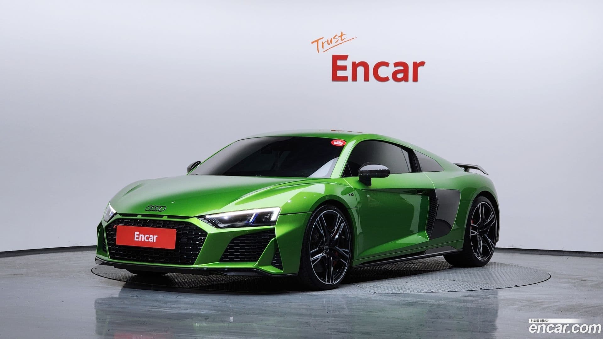 Main__Slider__Photo:R8 Audi 2022.1-0