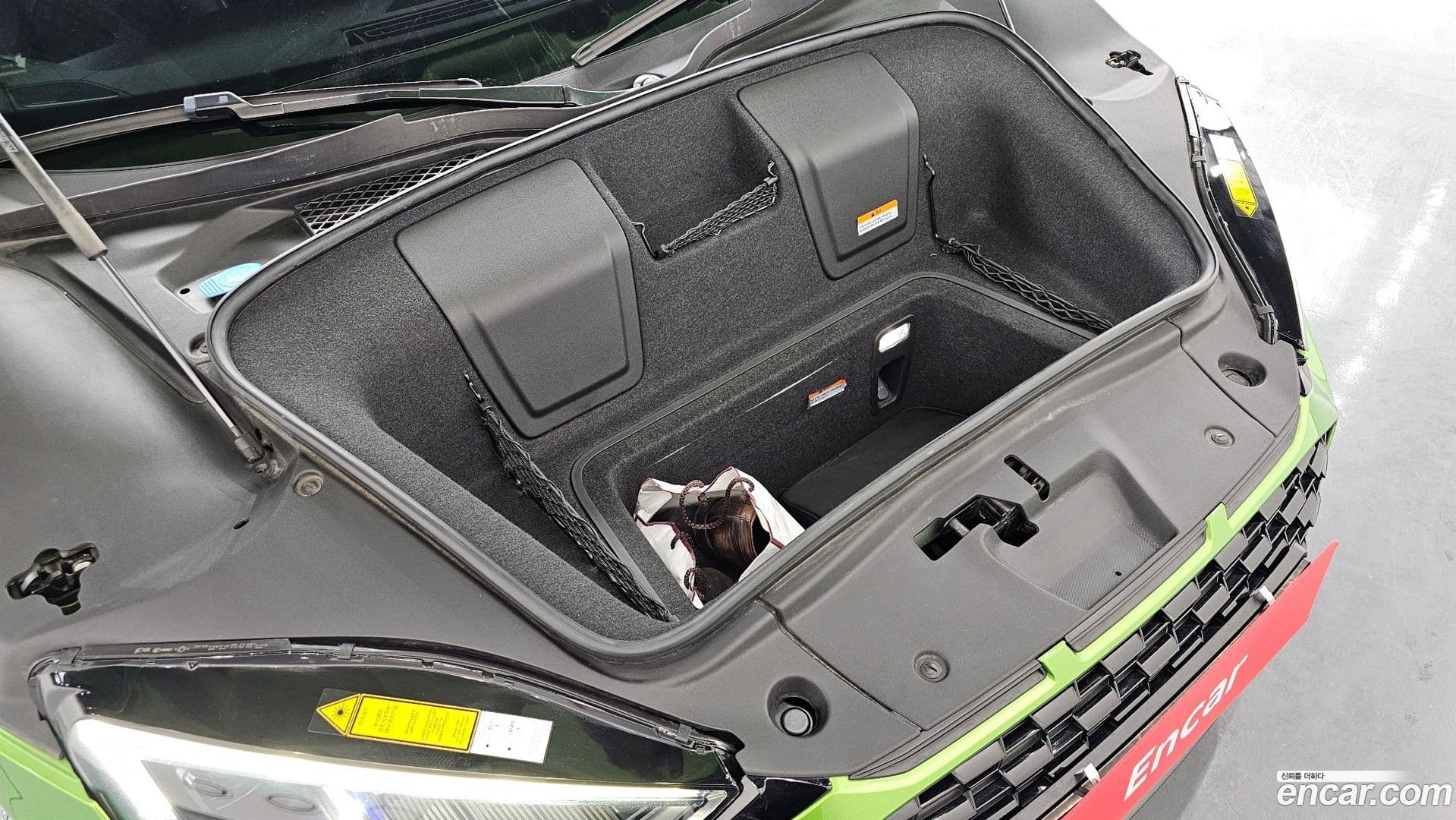 Main__Slider__Photo:R8 Audi 2022.1-19