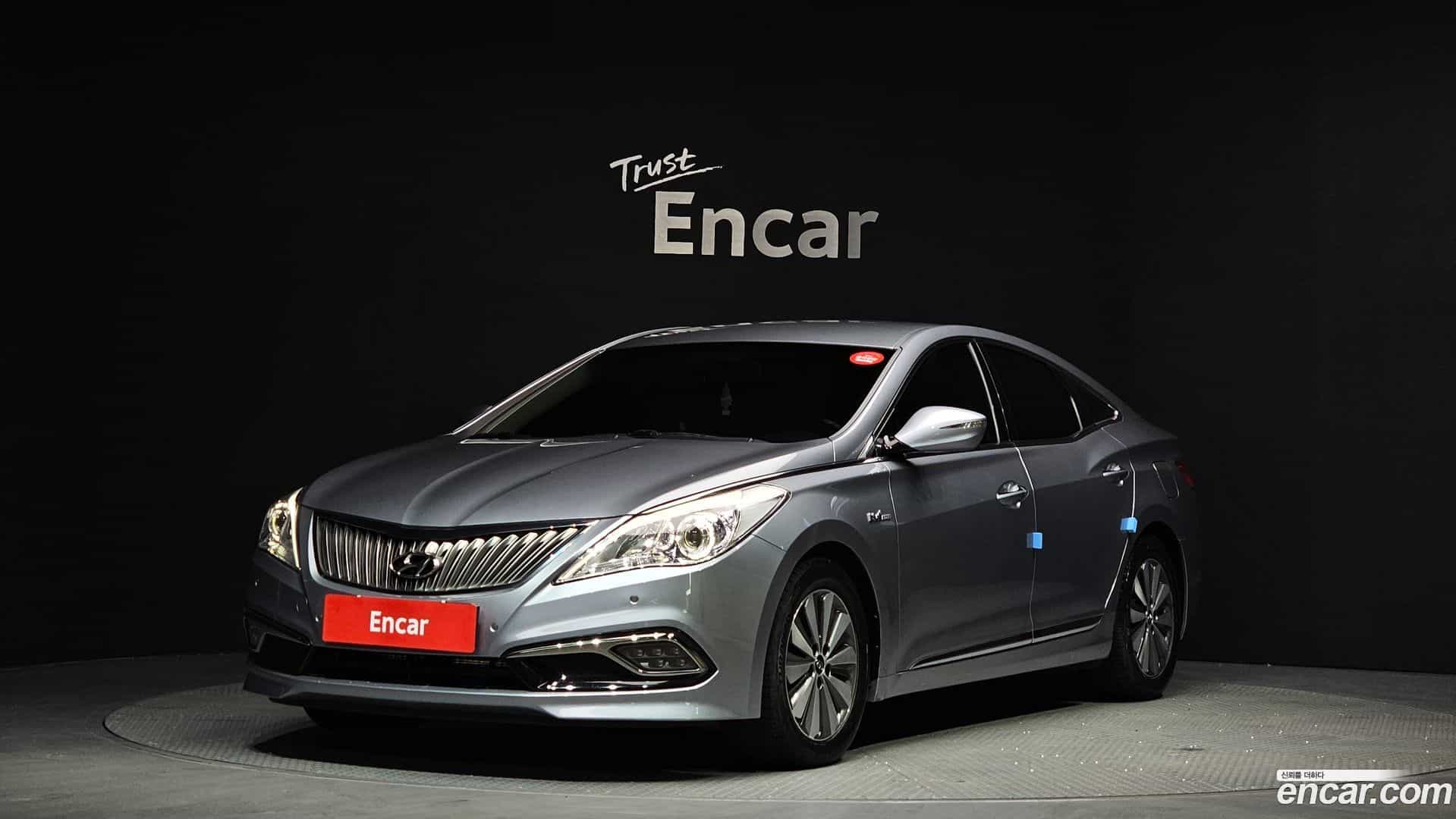 Grandeur Hyundai 2015.9-OUTER-001