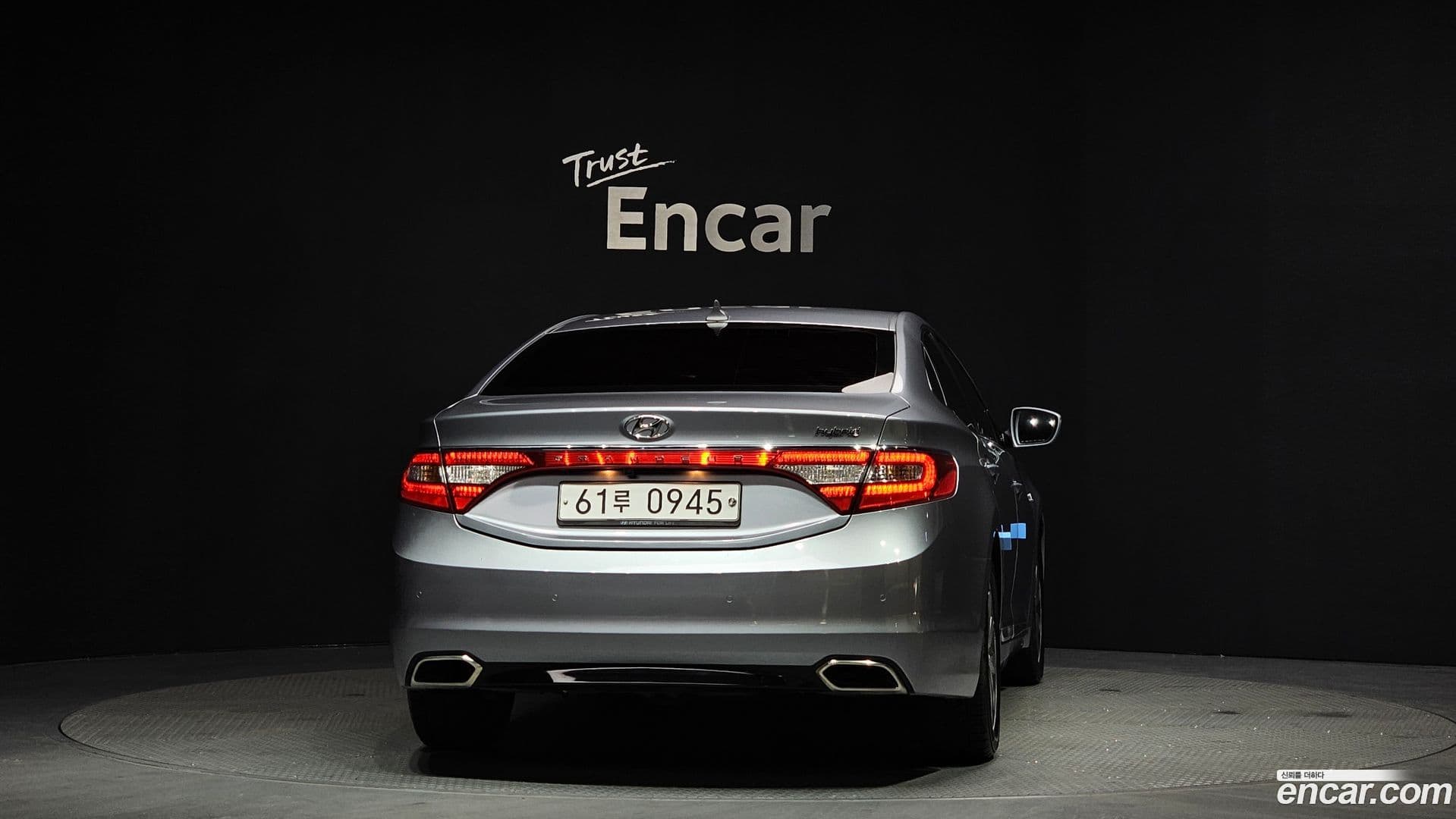 Main__Slider__Photo:Grandeur Hyundai 2015.9-3