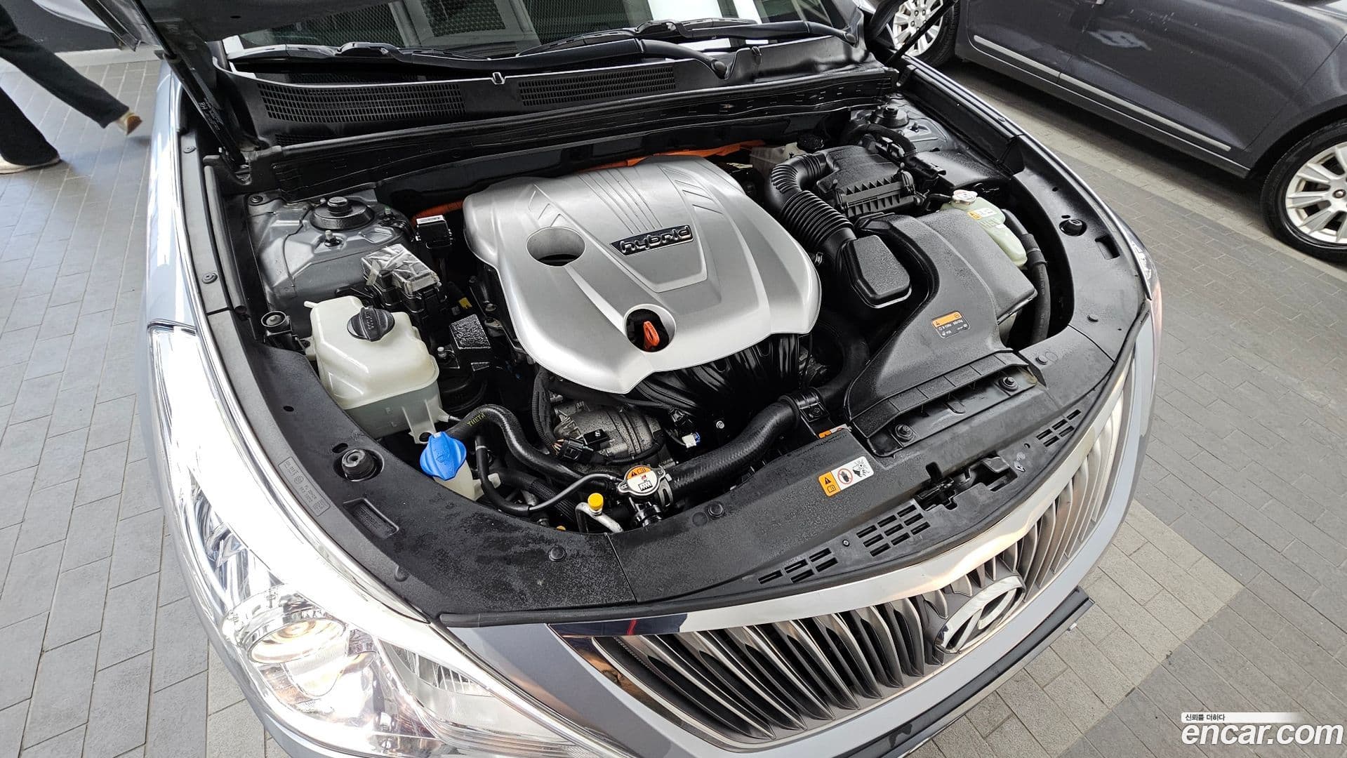 Main__Slider__Photo:Grandeur Hyundai 2015.9-5