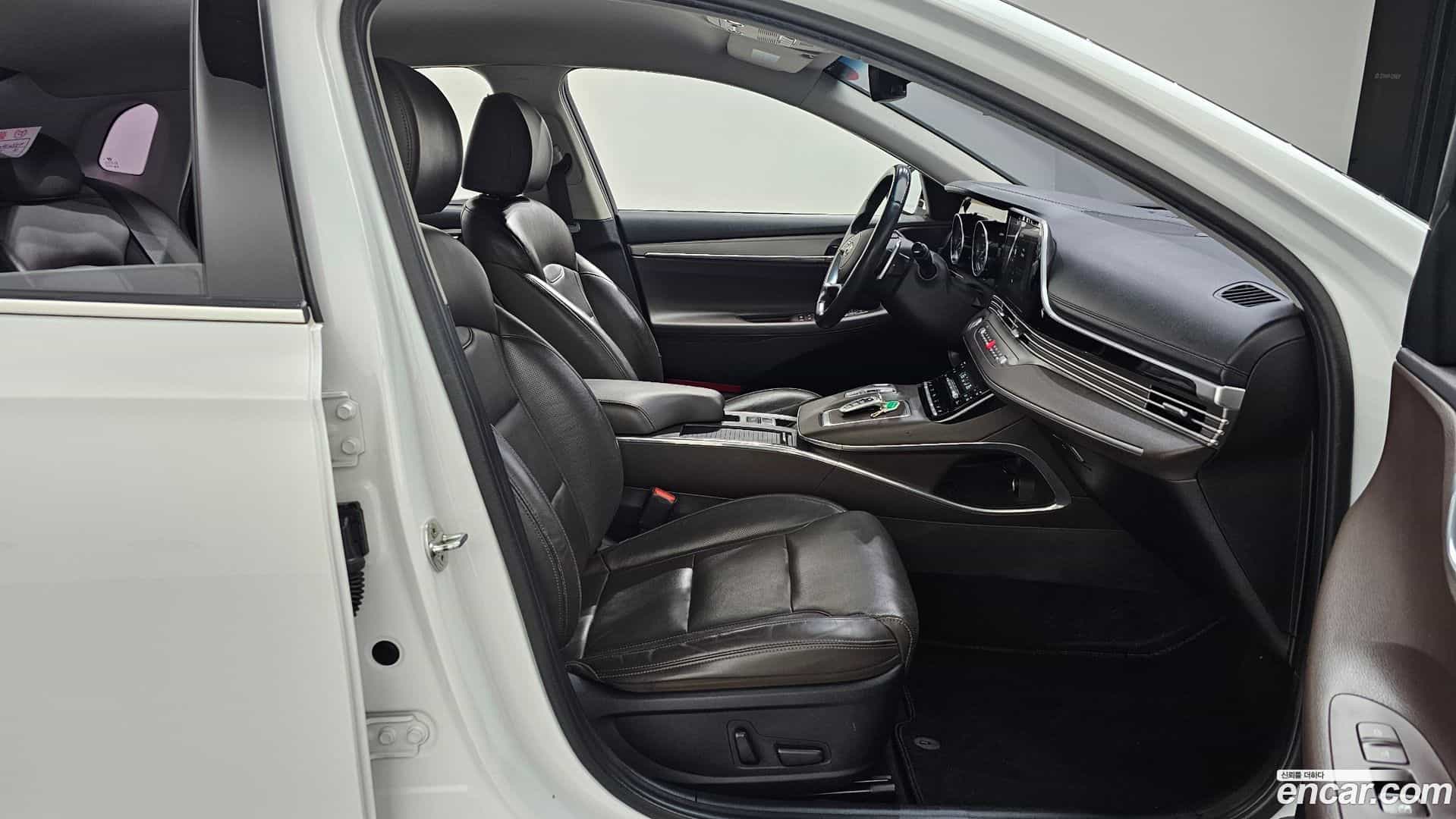 Grandeur Hyundai 2020.4-INNER-010