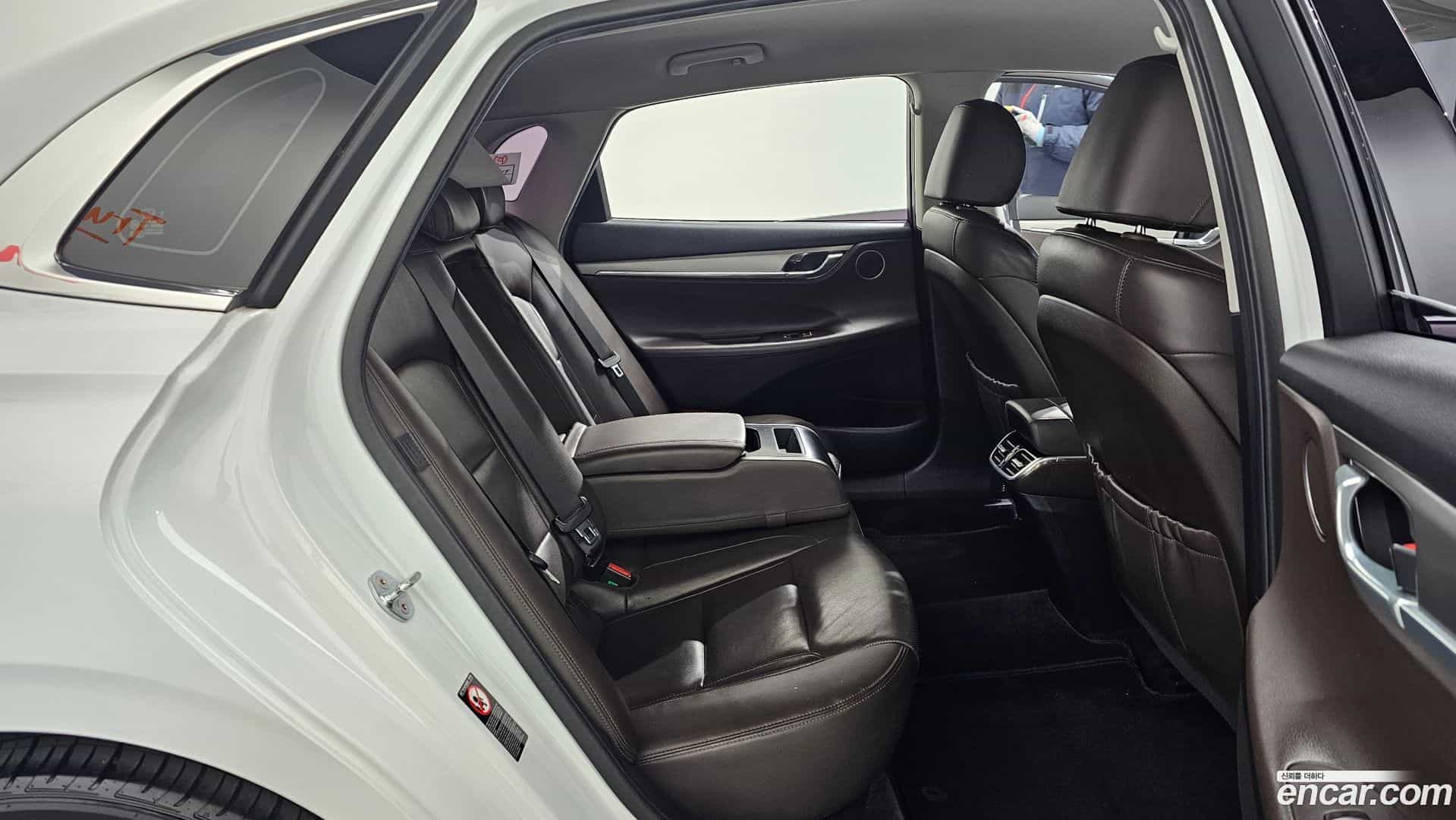 Grandeur Hyundai 2020.4-OPTION-016