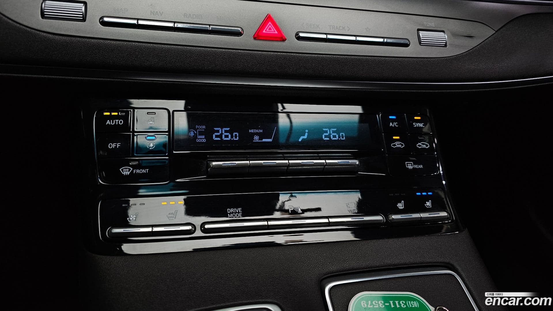 Main__Slider__Photo:Grandeur Hyundai 2020.4-16